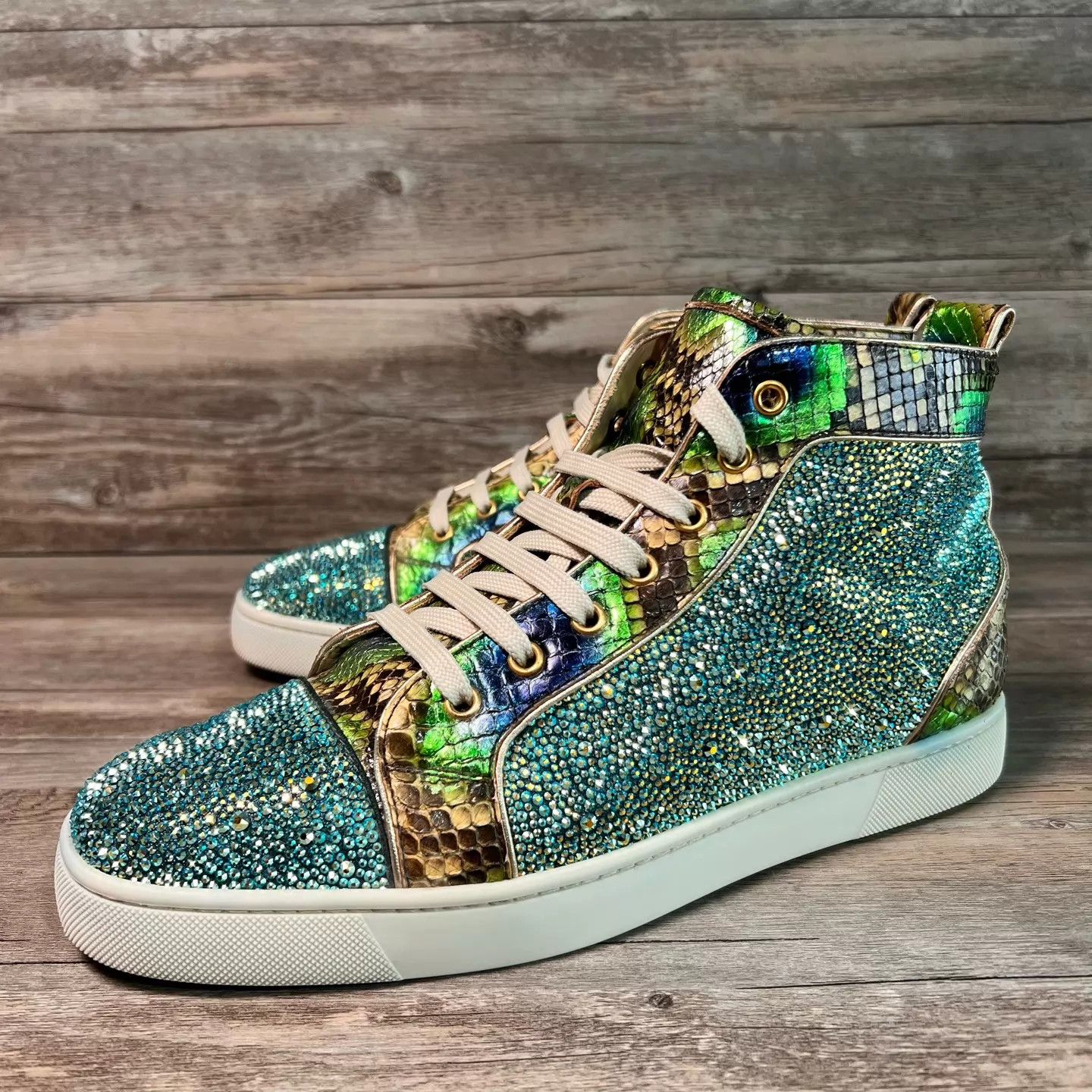 Christian Louboutin ルイ クリスタルスエード スニーカー Louis Junior Strass - Low-top sneakers - Suede and strass - Silver