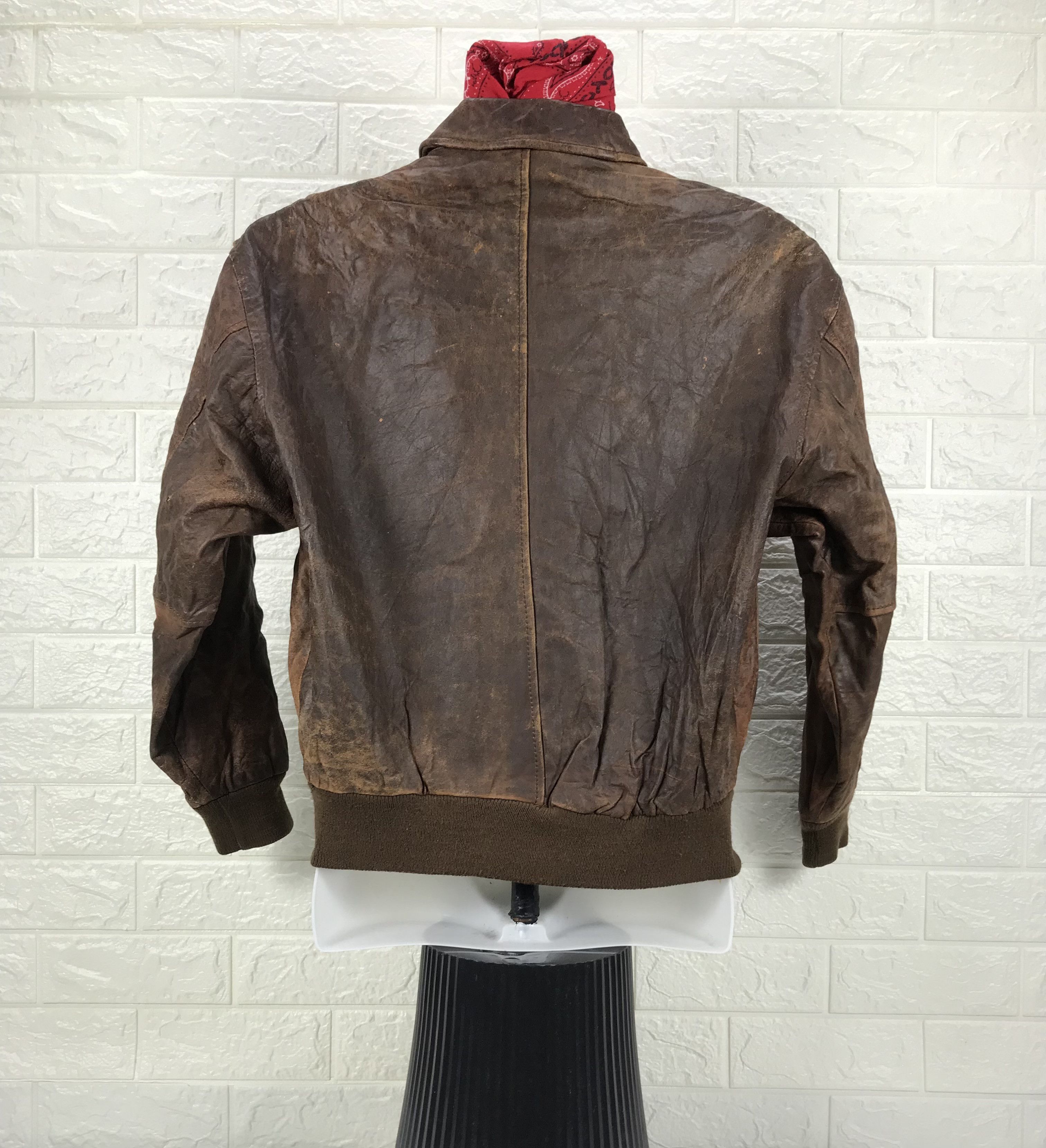 Avirex Vintage Avirex US Army Air Force Old Leather Flight Jacket Size US L / EU 52-54 / 3 - 4 Thumbnail