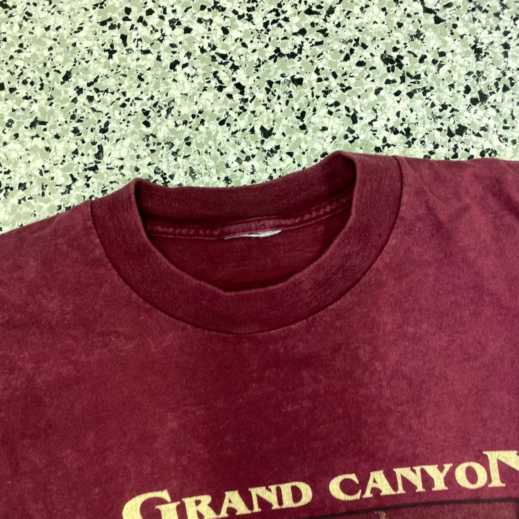 Vintage VINTAGE Grand Canyon AOP Graphic T Shirt Red Medium Mens 90s Benchtop Embroidered Crew Neck Cotton Short Sleeve Size US M / EU 48-50 / 2 - 2 Thumbnail