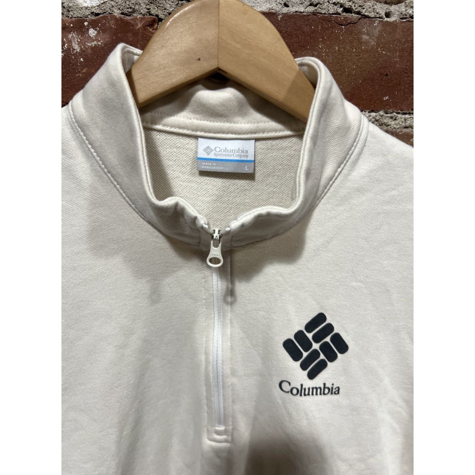 Vintage Columbia Womens Half Zip Sweater Beige Large Pullover 1/2 Zip Raglan Sleeve All Seasons Outdoor Hiking Walking 100% Polyester Size L / US 10 / IT 46 - 2 Thumbnail