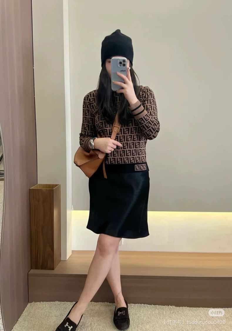 Fendi Fendi size 36 Old-fashioned knitting Size US XXS / EU 40 - 6 Thumbnail