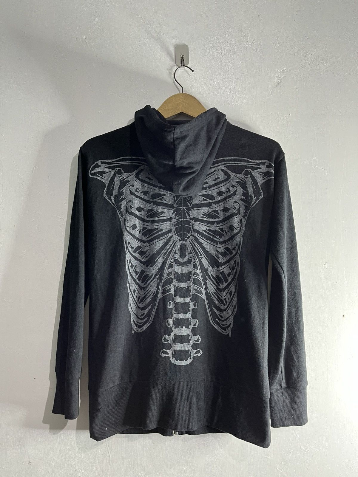 Hysteric Glamour 2000s glad news skeleton studed punk hoodie Size US M / EU 48-50 / 2 - 2 Thumbnail