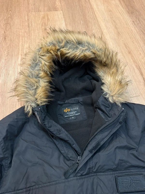 Alpha Industries Alpha Industries Anorak Insulated Fur Jacket size M Size US M / EU 48-50 / 2 - 11 Thumbnail