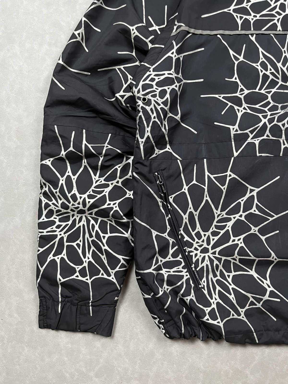 Number (N)ine 2000s Number Nine sider web jacket Size US L / EU 52-54 / 3 - 13 Thumbnail