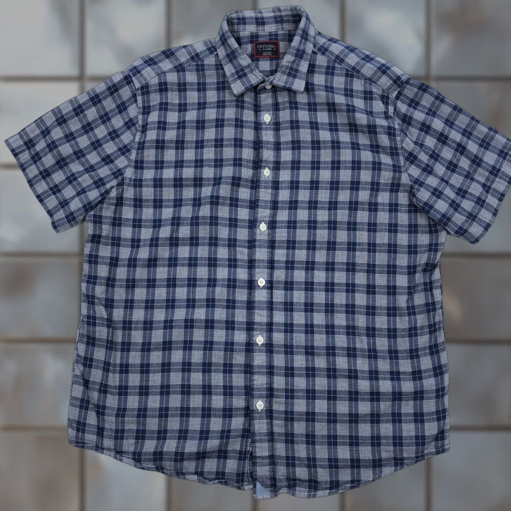 UNTUCKit UNTUCKit Button-Down Shirt Men XL Navy Blue Plaid Short Sleeve Casual Shirt Size US XL / EU 56 / 4 - 1 Thumbnail