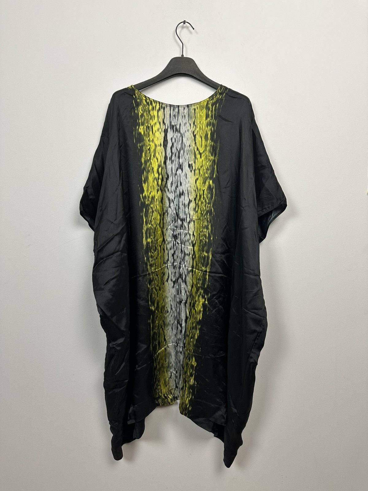 FW20 ‘PERFORMA’ Acid Print Minerva Shirt