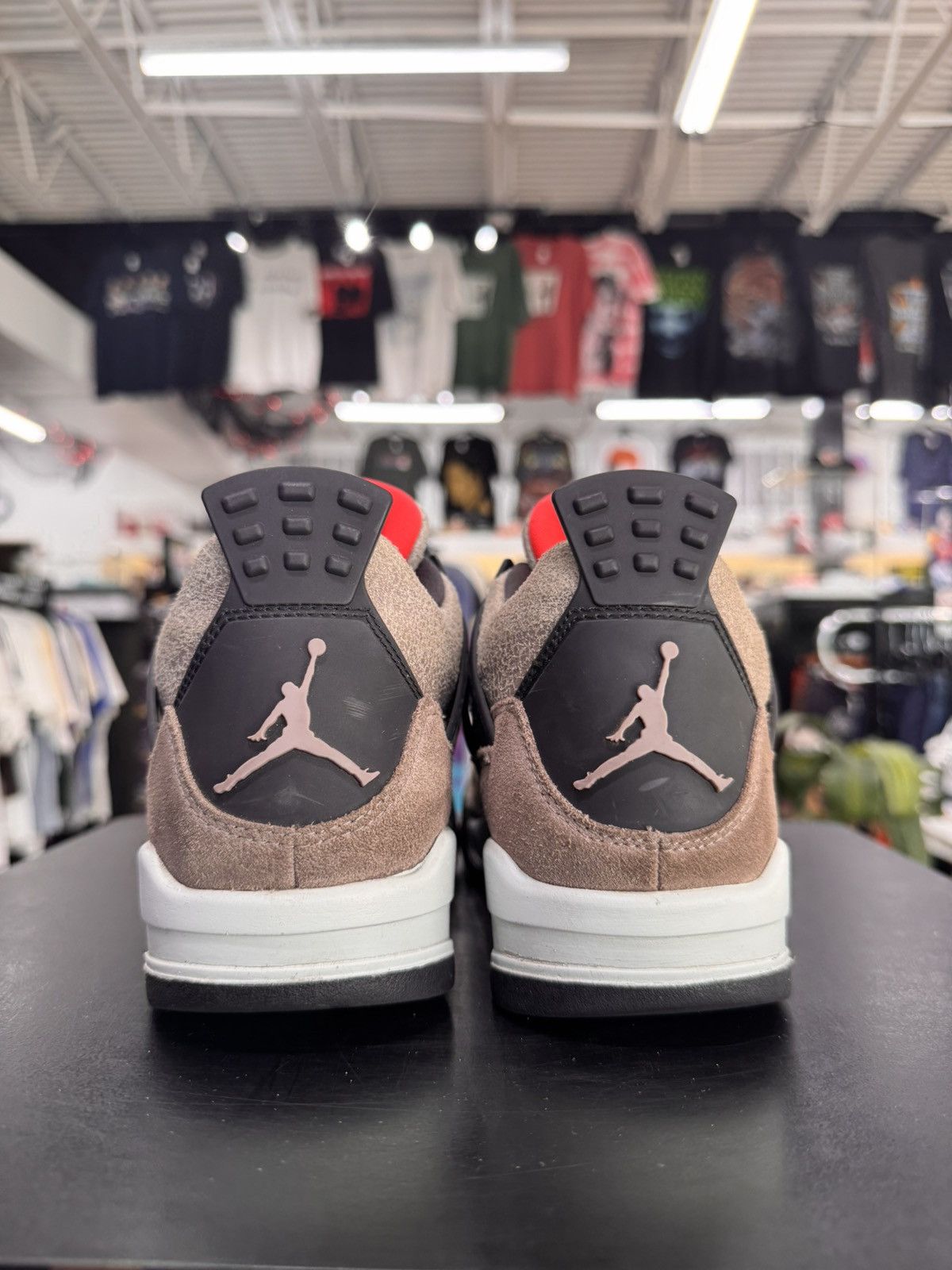 Jordan Brand Air Jordan 4 Taupe Haze Size 6.5Y (2021) Size US 6.5 / EU 39-40 - 5 Thumbnail