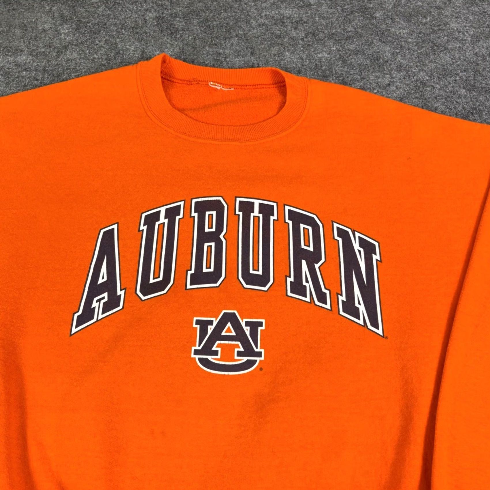NCAA VINTAGE Auburn University Tigers Sweatshirt Orange Crew Neck Pullover Mens XL NCAA Size US XL / EU 56 / 4 - 6 Thumbnail