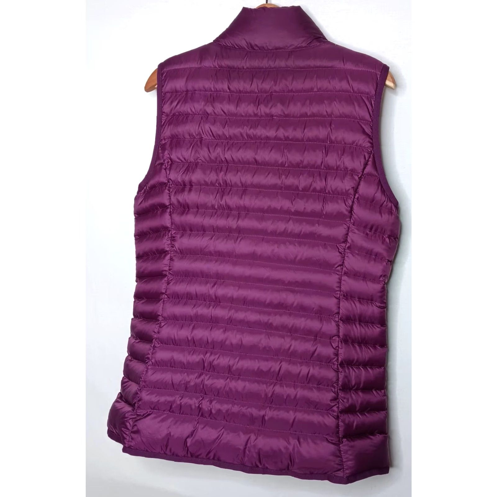 Vintage VINTAGE Cabela's Women Puffer Vest Vest Maroon Full Zip M Cowork Travel Workwear Casual Fall Winter 90s Mens? Size M / US 6-8 / IT 42-44 - 2 Thumbnail