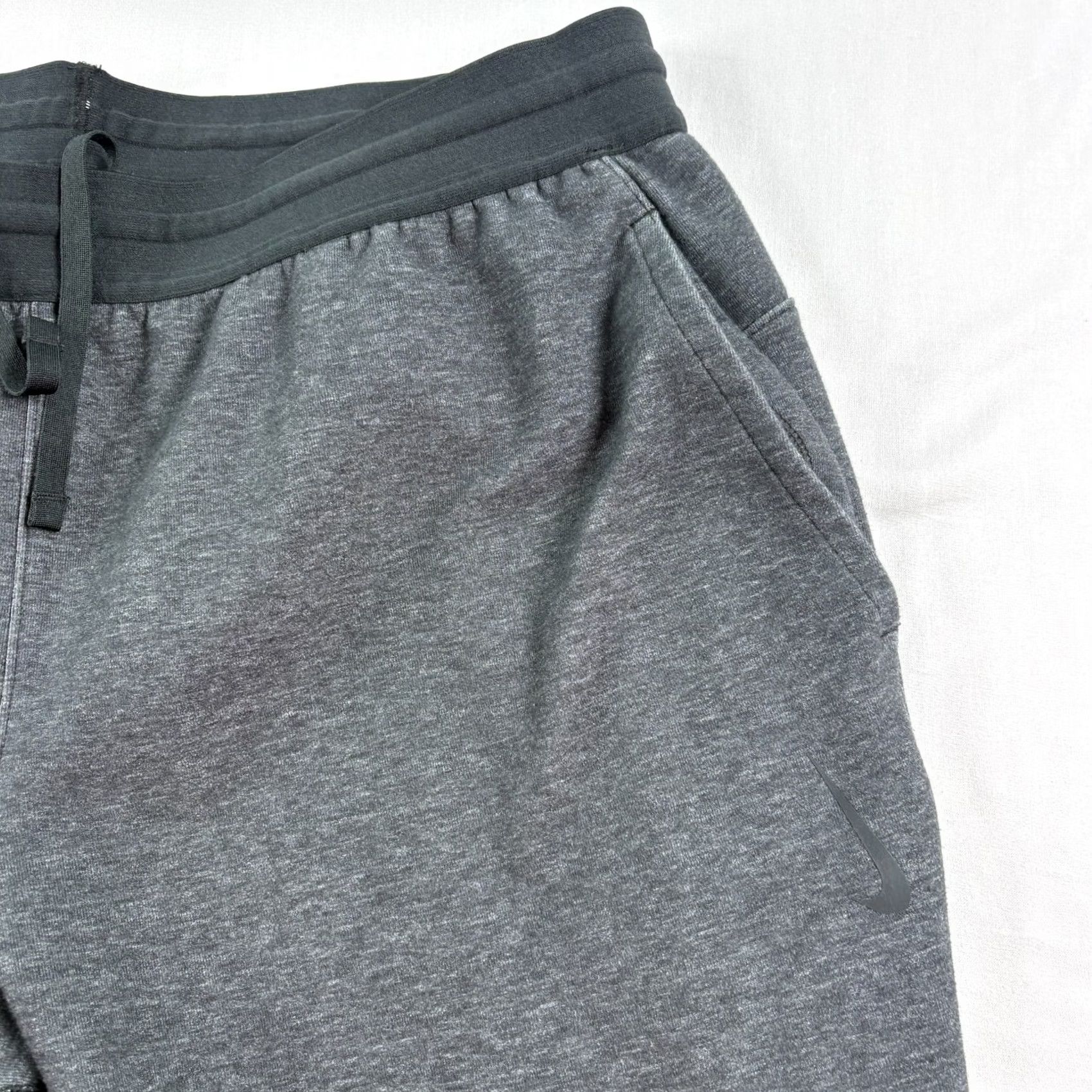Nike Nike Jogger Pants Mens 2XL Gray Dri Fit Lounge Gym Performance Pants Size US 39 - 2 Thumbnail