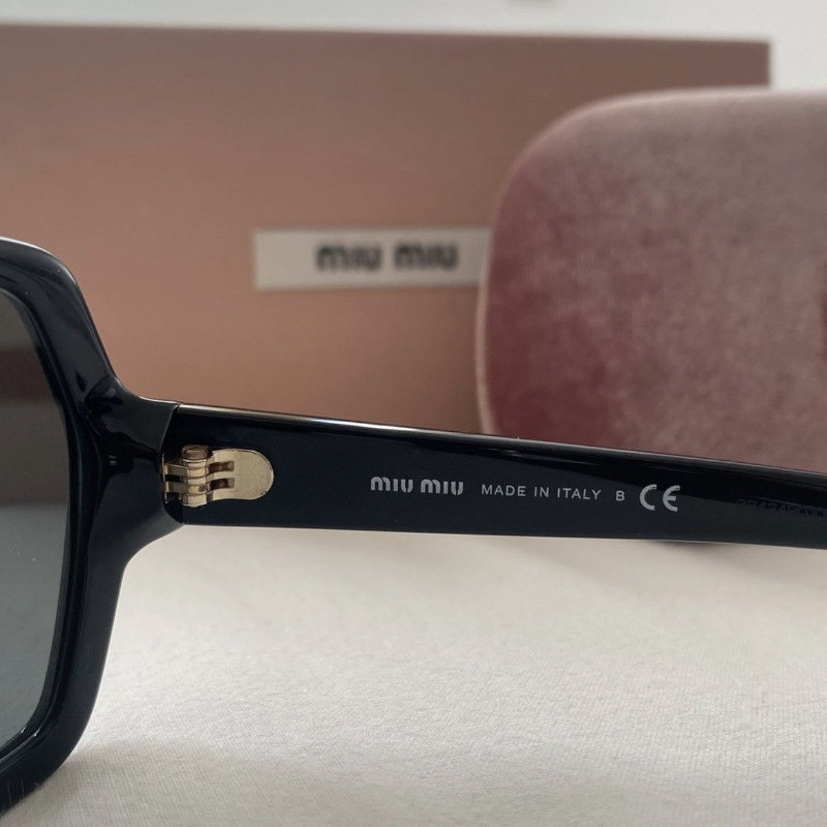 Miu Miu Miu Miu 06WS Sunglasses Size ONE SIZE - 5 Thumbnail