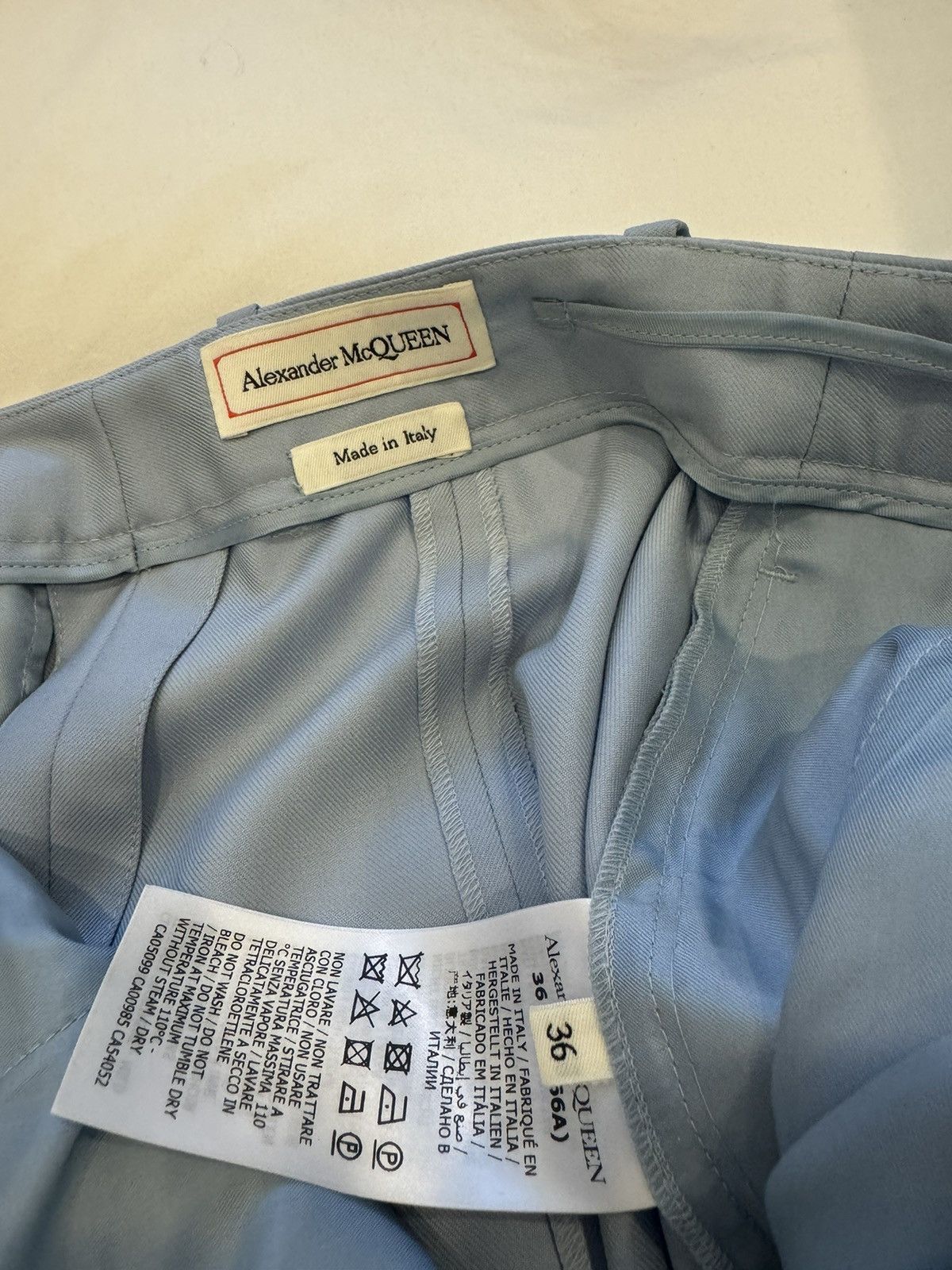 Alexander McQueen Light blue Alexander McQueen Trouser Size 26" / US 2 / IT 38 - 4 Thumbnail