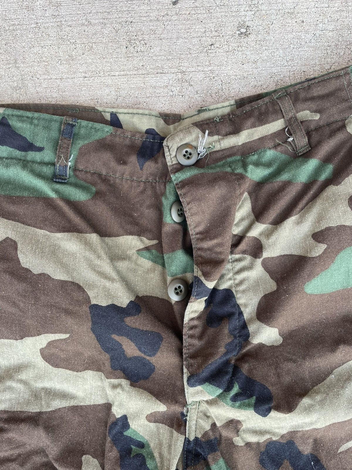 Vintage Vintage Military Cargo Camo Pants Size US 31 - 3 Thumbnail