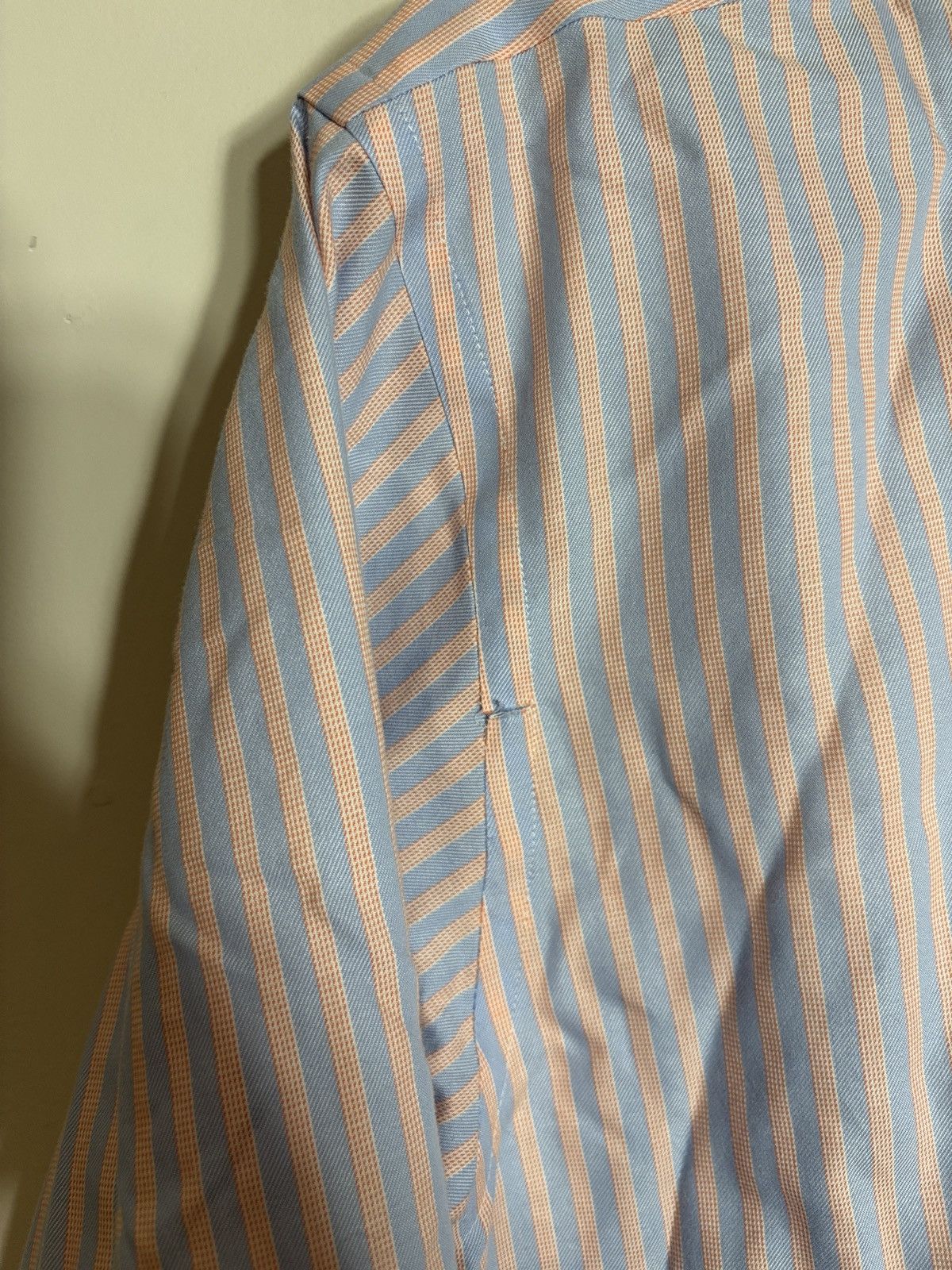 Brooks Brothers Brooks Brothers Regent Non Iron Button Up Shirt 16.5 Size US L / EU 52-54 / 3 - 5 Thumbnail