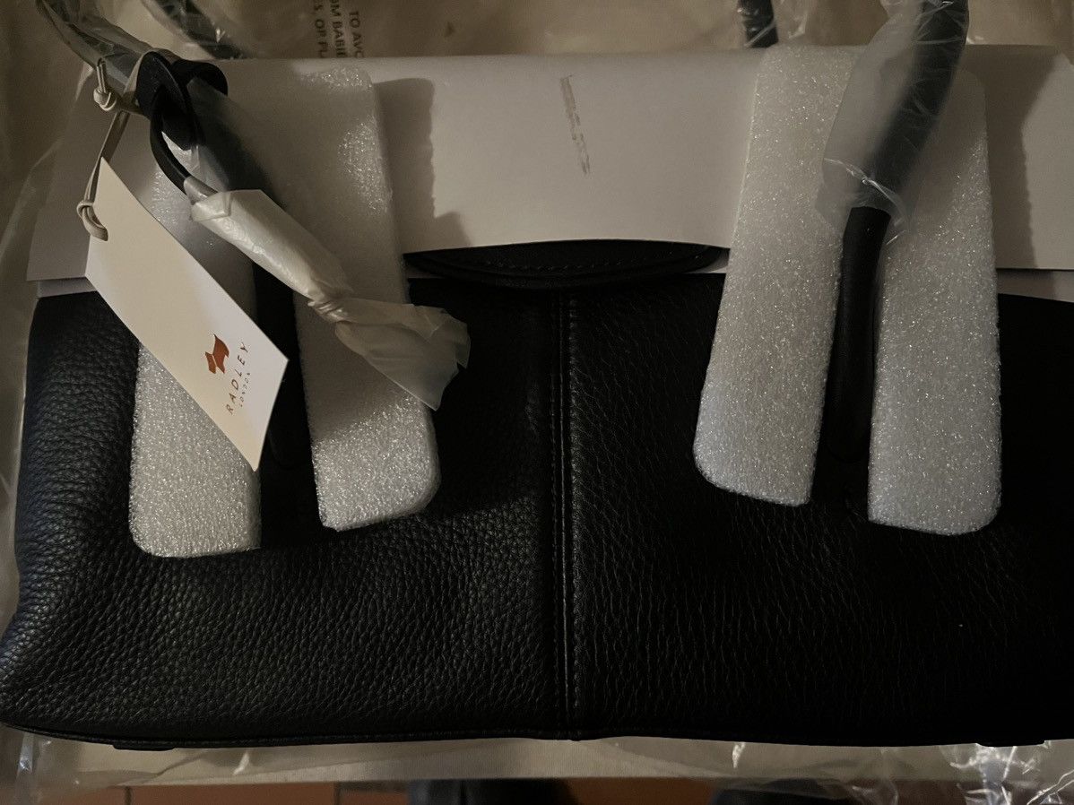 Other Radley London “Burnham Beeches” Large Leather Shoulder Bag Size ONE SIZE - 7 Thumbnail