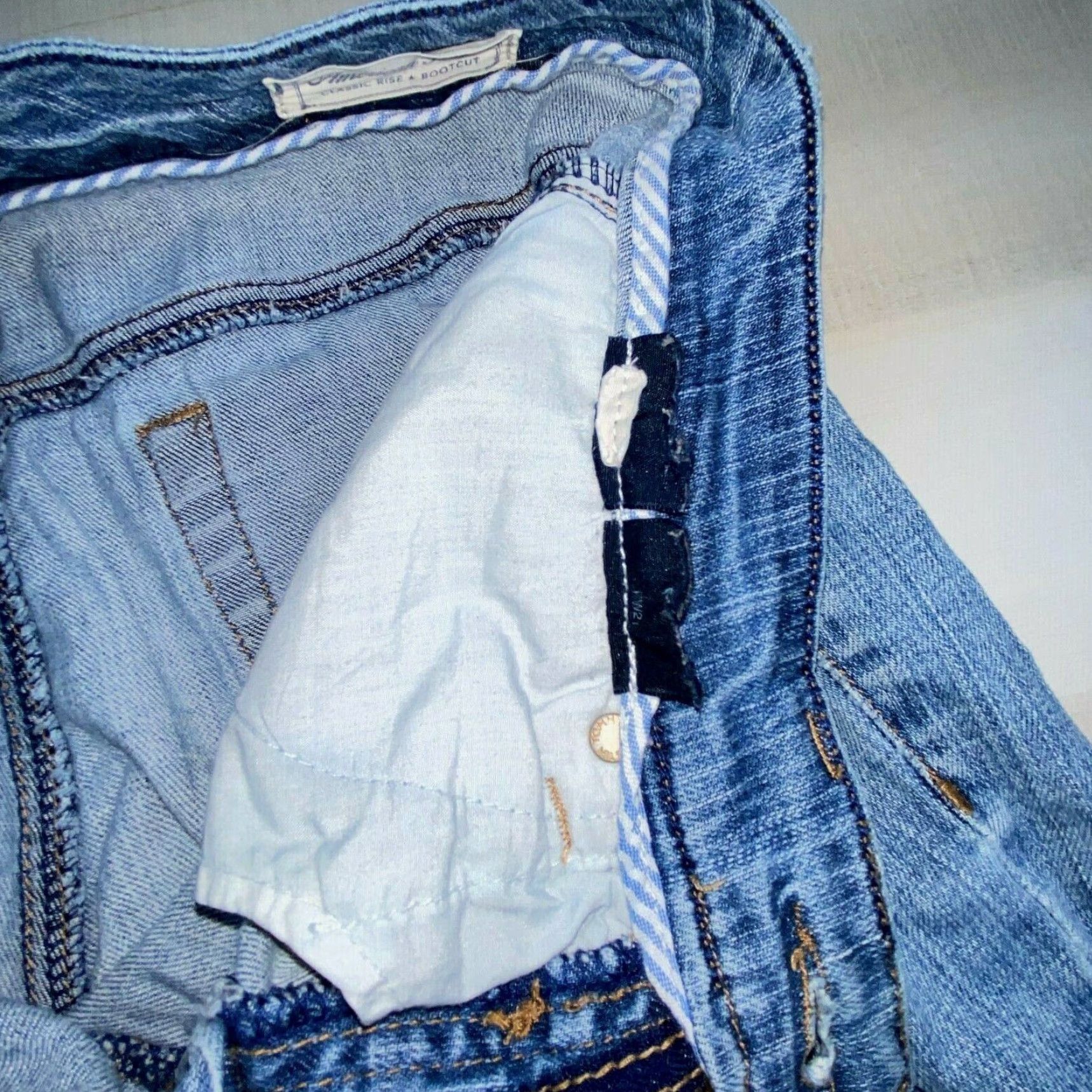 Tommy Hilfiger Tommy Hilfiger Women's Bootcut Jeans Blue Size 8 30x27.5 Classic Rise Cotton Blend Size 30" / US 8 / IT 44 - 5 Thumbnail