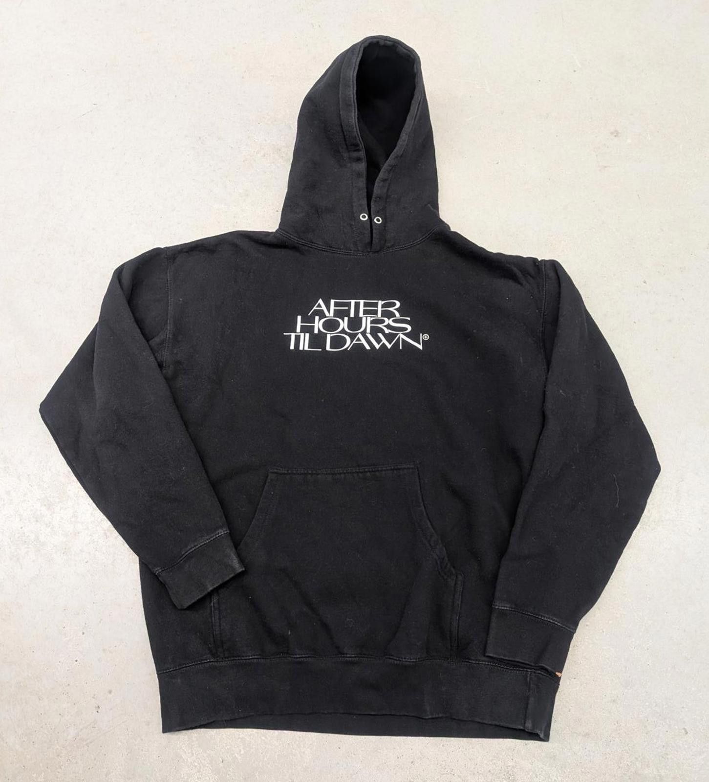 XO 2022 XO The Weekend Afterhours Til Dawn Tour Hoodie Size US XL / EU 56 / 4 - 2 Thumbnail