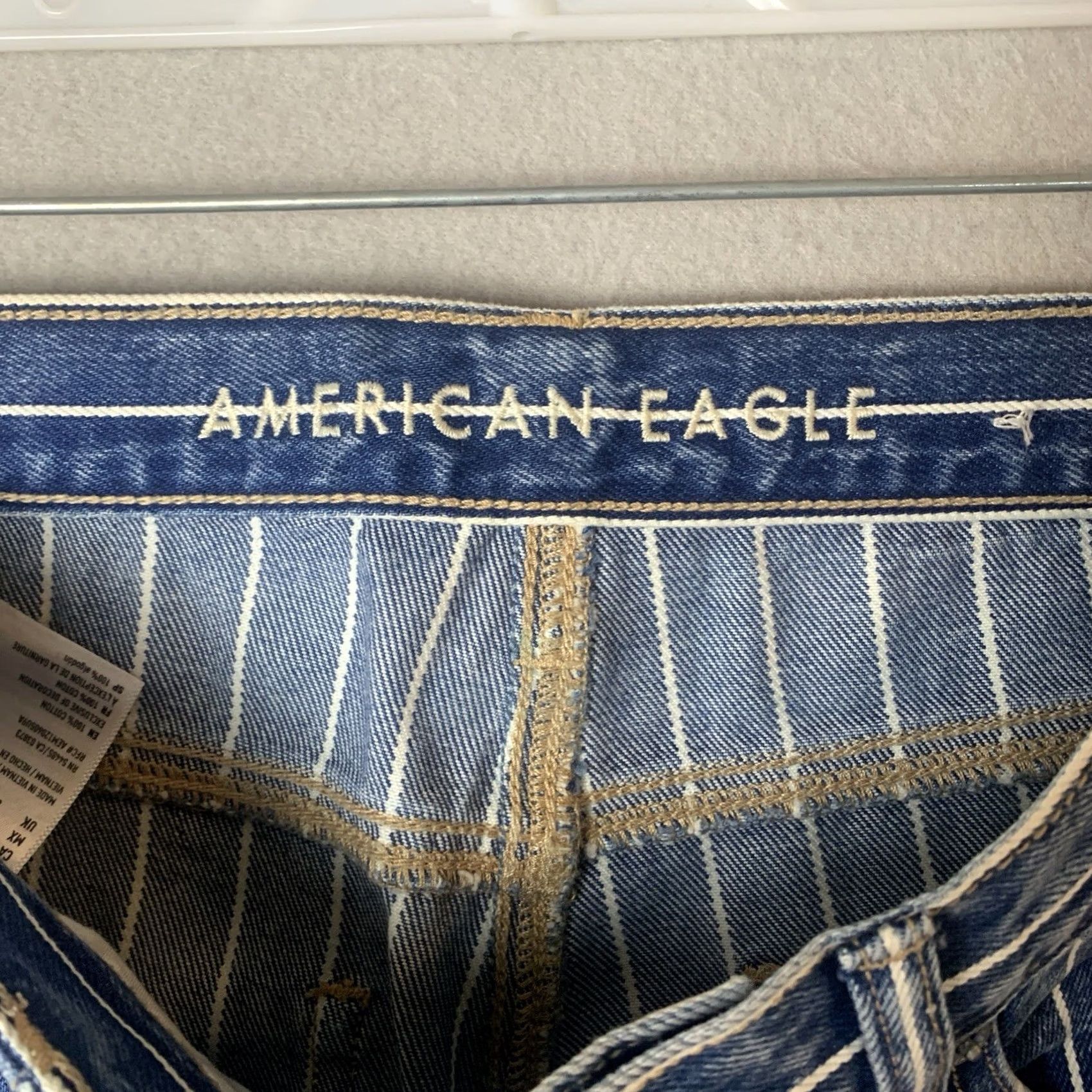 American Eagle Outfitters American Eagle Outfitters Jeans Womens 4 Blue Mom Striped Cotton Size 27" / US 4 / IT 40 - 3 Thumbnail