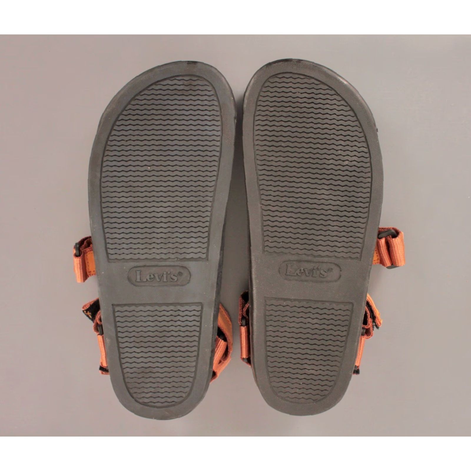 Levi's VINTAGE Levi's Sandals Mens 9 M Tan Leather 1990s Y2K Discos Nostalgic Footwear Size ONE SIZE - 6 Thumbnail