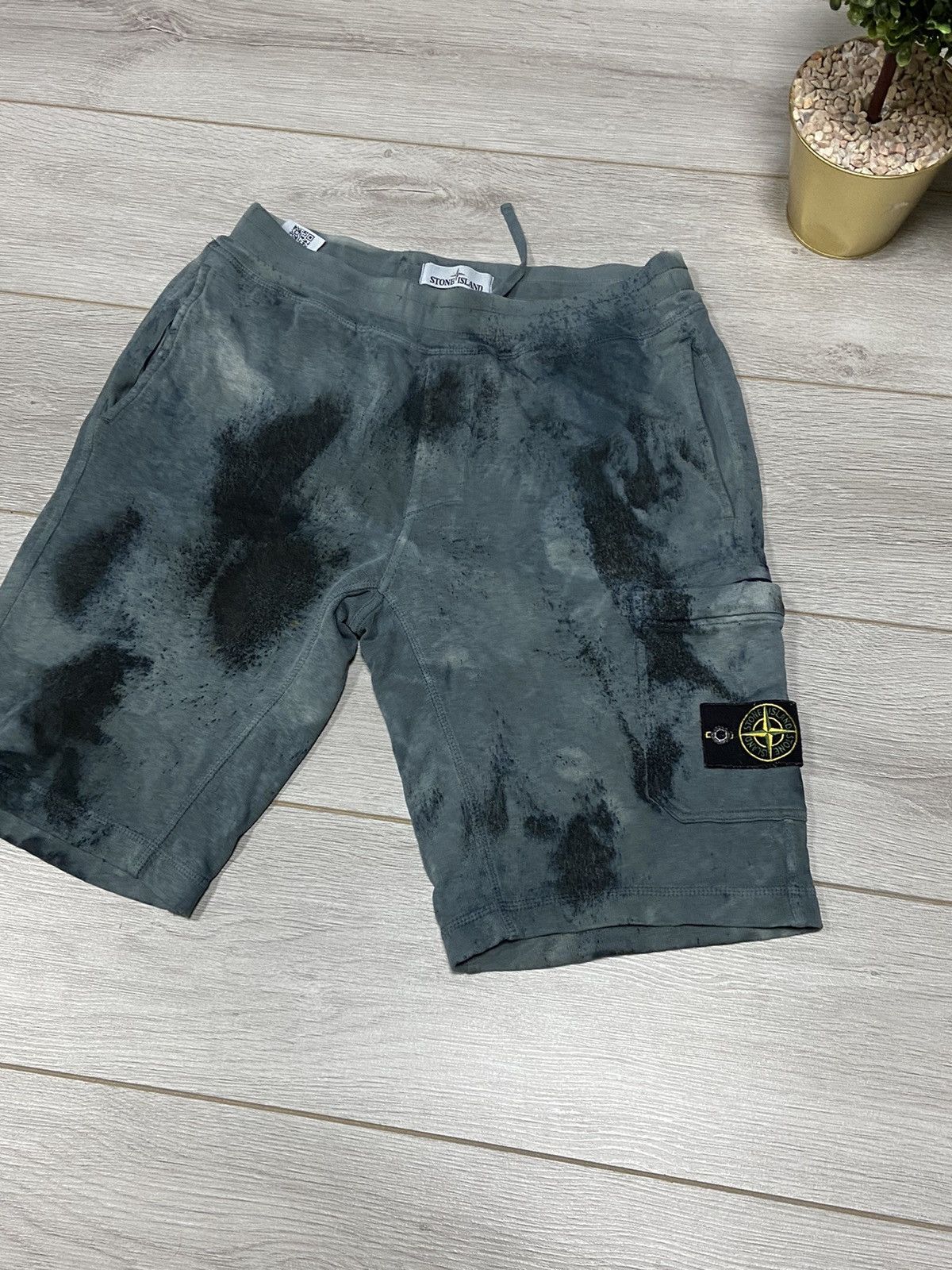 Stone Island Stone Island tie dye garment badge shorts camo Size US 32 / EU 48 - 2 Thumbnail