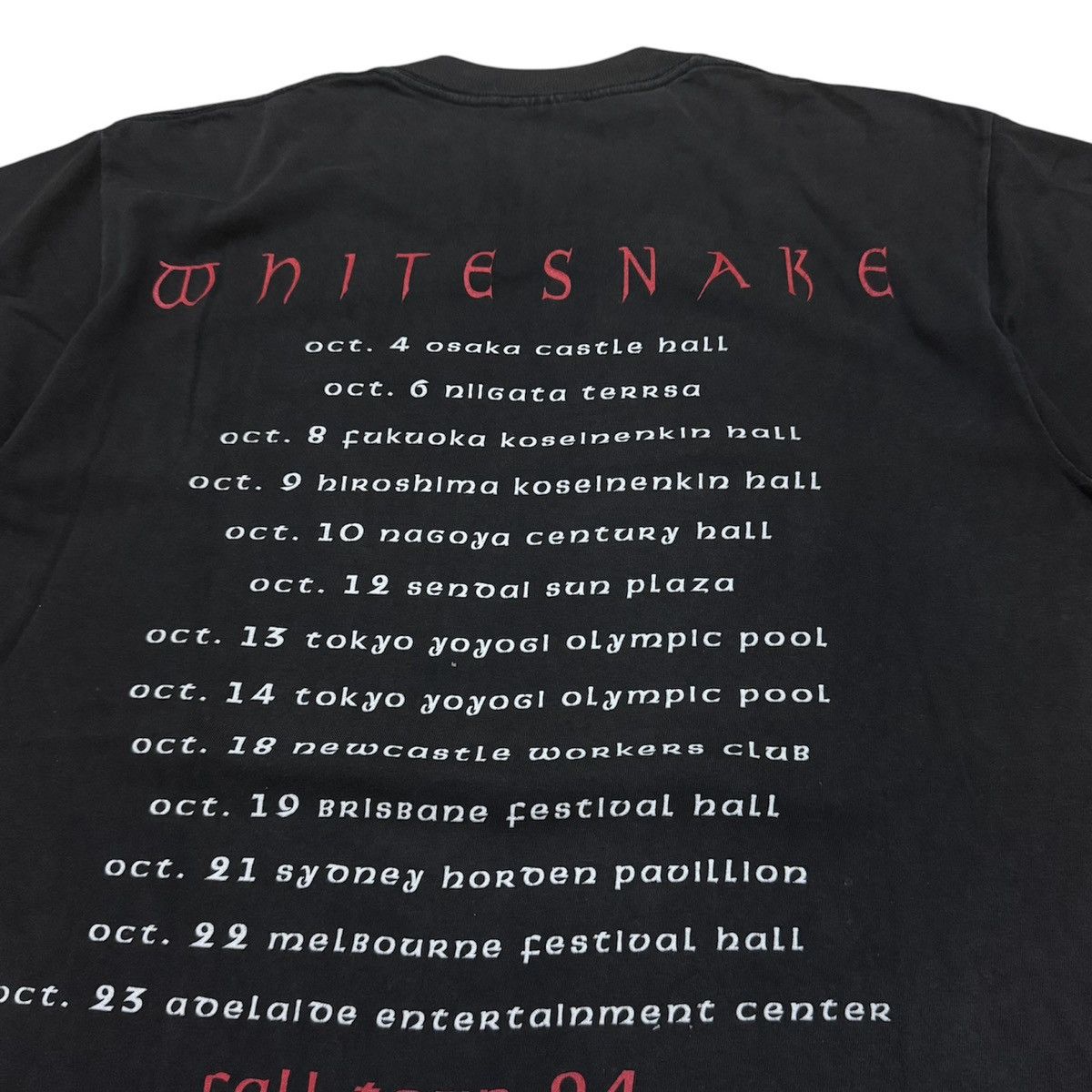 Band Tees × Vintage Vintage 90s Whitesnakes Fall Tour 1994 Tshirt Size US L / EU 52-54 / 3 - 6 Thumbnail