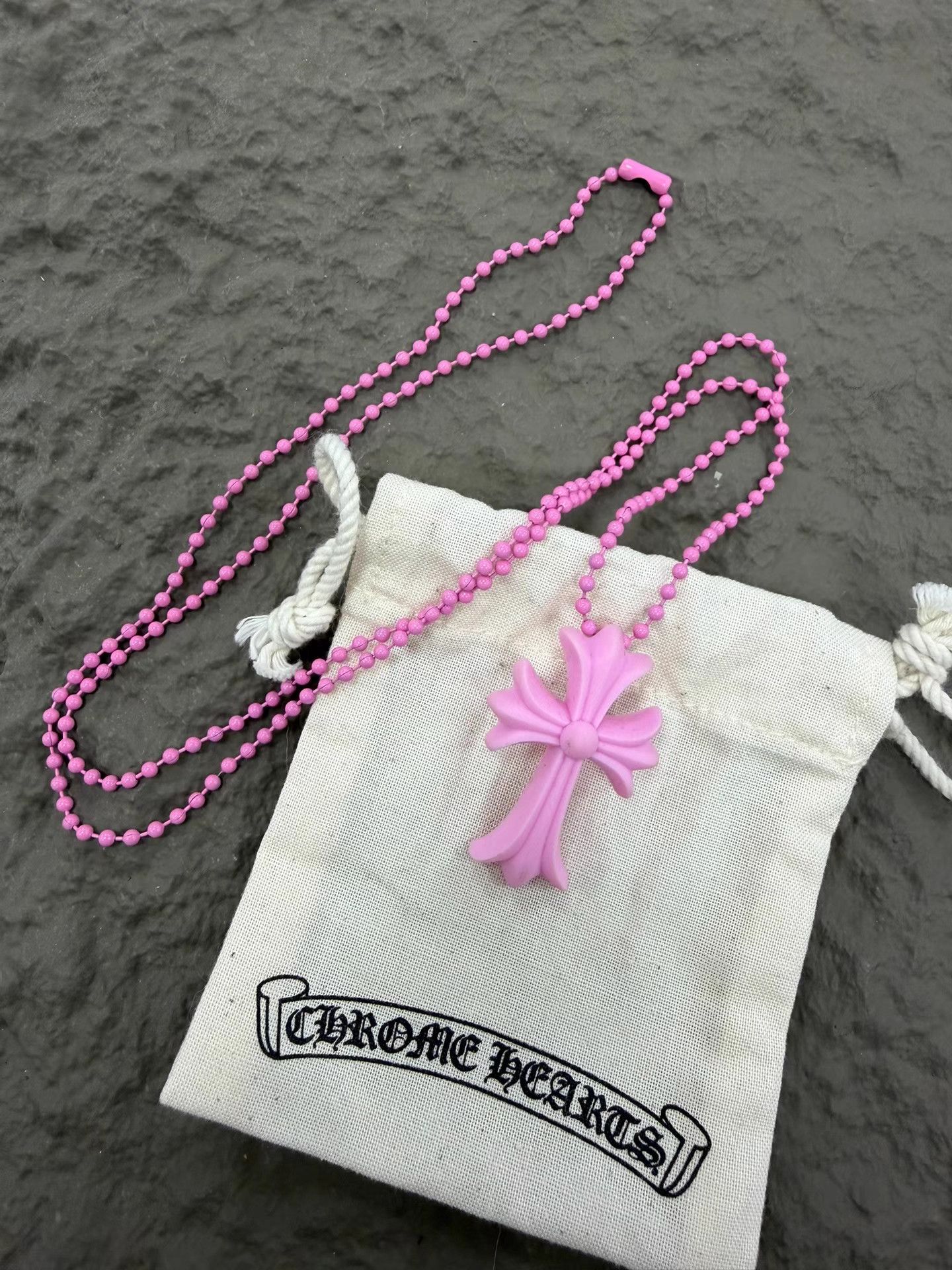 Chrome Hearts Chrome Hearts Pink Resin Medium Cross Pendant Size ONE SIZE - 1 Thumbnail