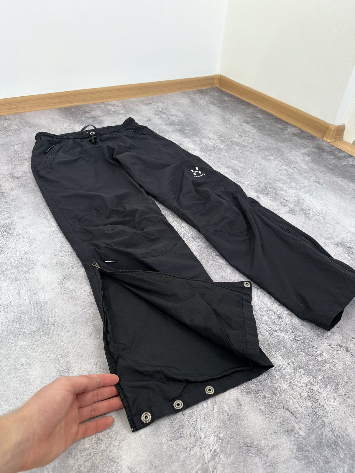 Haglofs Vintage Haglofs Gorpcore Windstopper Shell Hiking Aero Pants Size US 32 / EU 48 - 9 Thumbnail