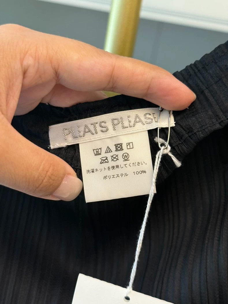 Issey Miyake issey miyake size:1 Black straight-leg trousers Size 42" / US 20 - 4 Thumbnail