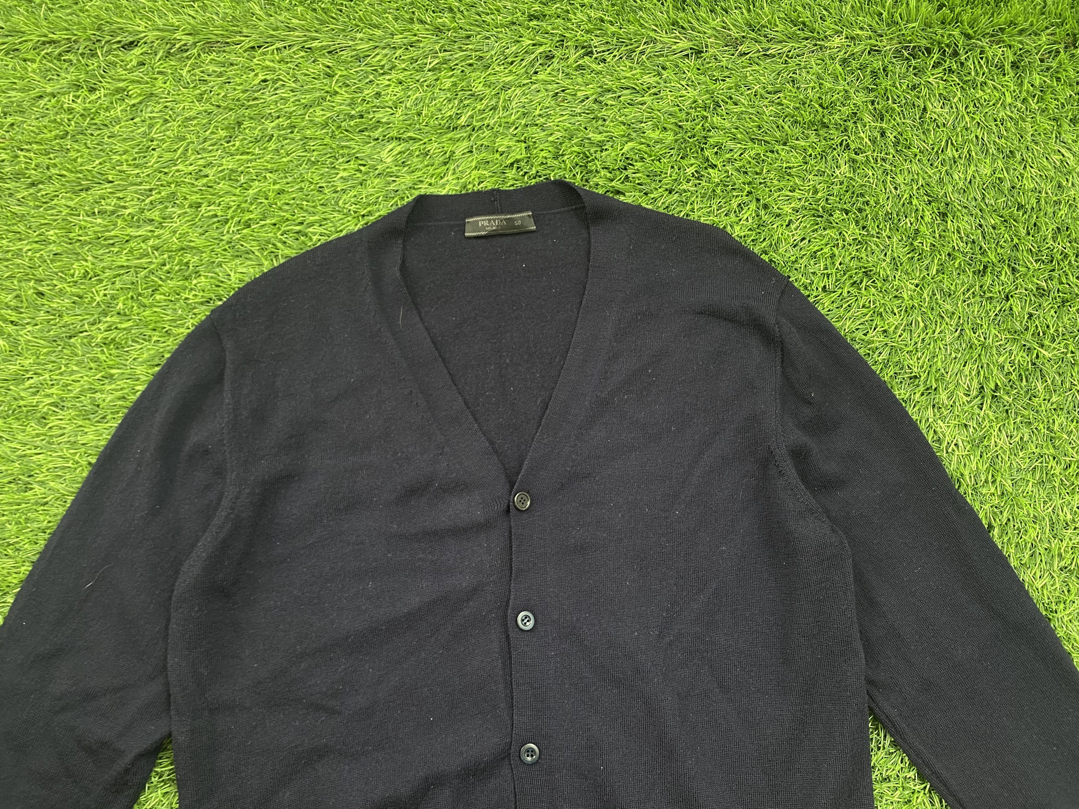 Prada Vintage Prada Cardigan Sweaters Size M / US 6-8 / IT 42-44 - 2 Thumbnail