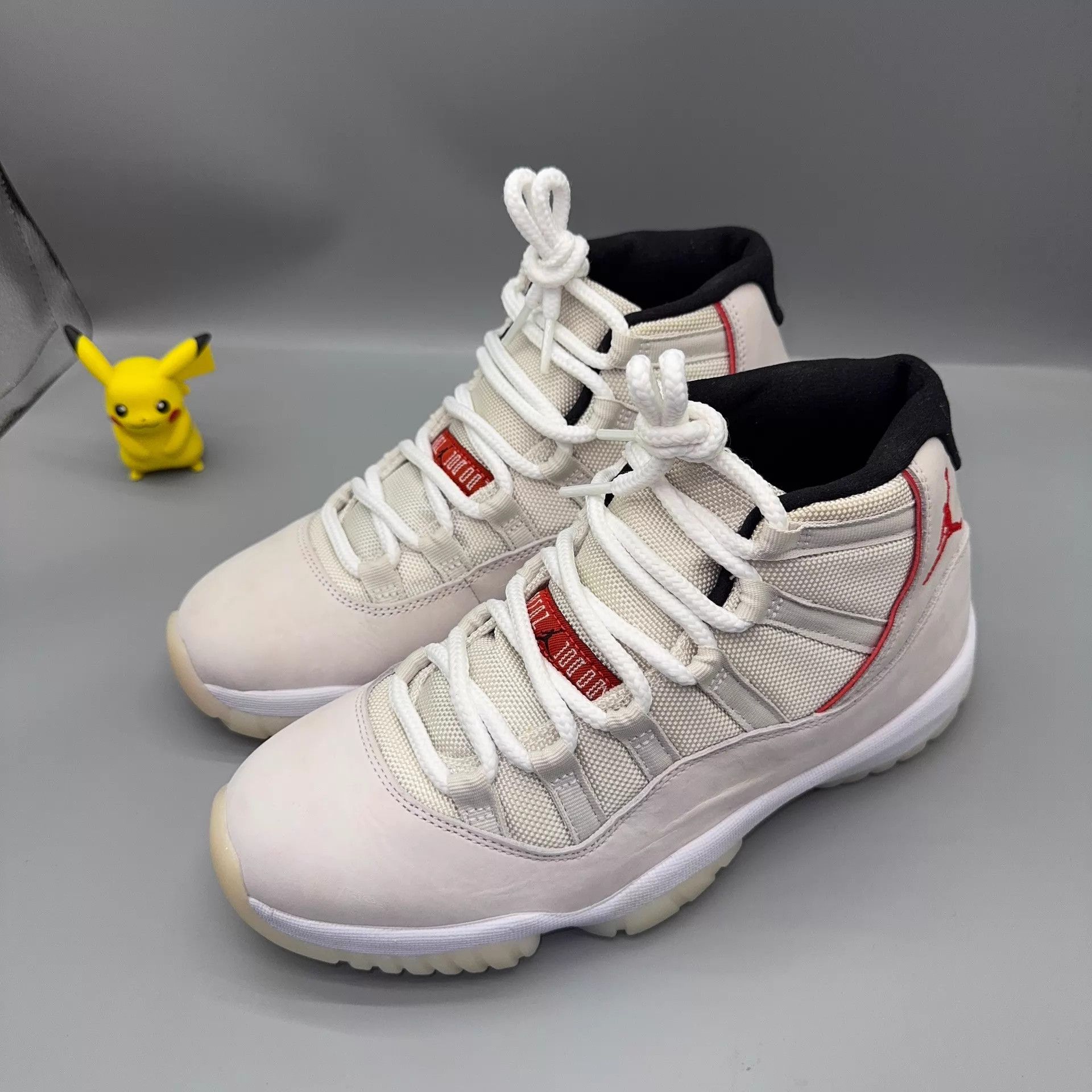Nike Jordan AJ11 Bugs Bunny White Red Size 40 New Size US 7 / EU 40 - 1 Thumbnail