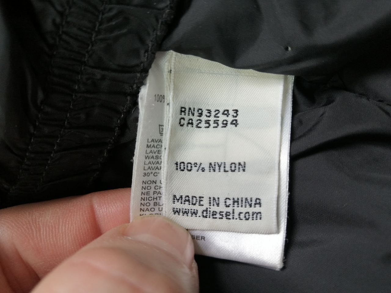 Diesel × Vintage Diesel vintage puffer jacket mens Size M Size US M / EU 48-50 / 2 - 9 Thumbnail