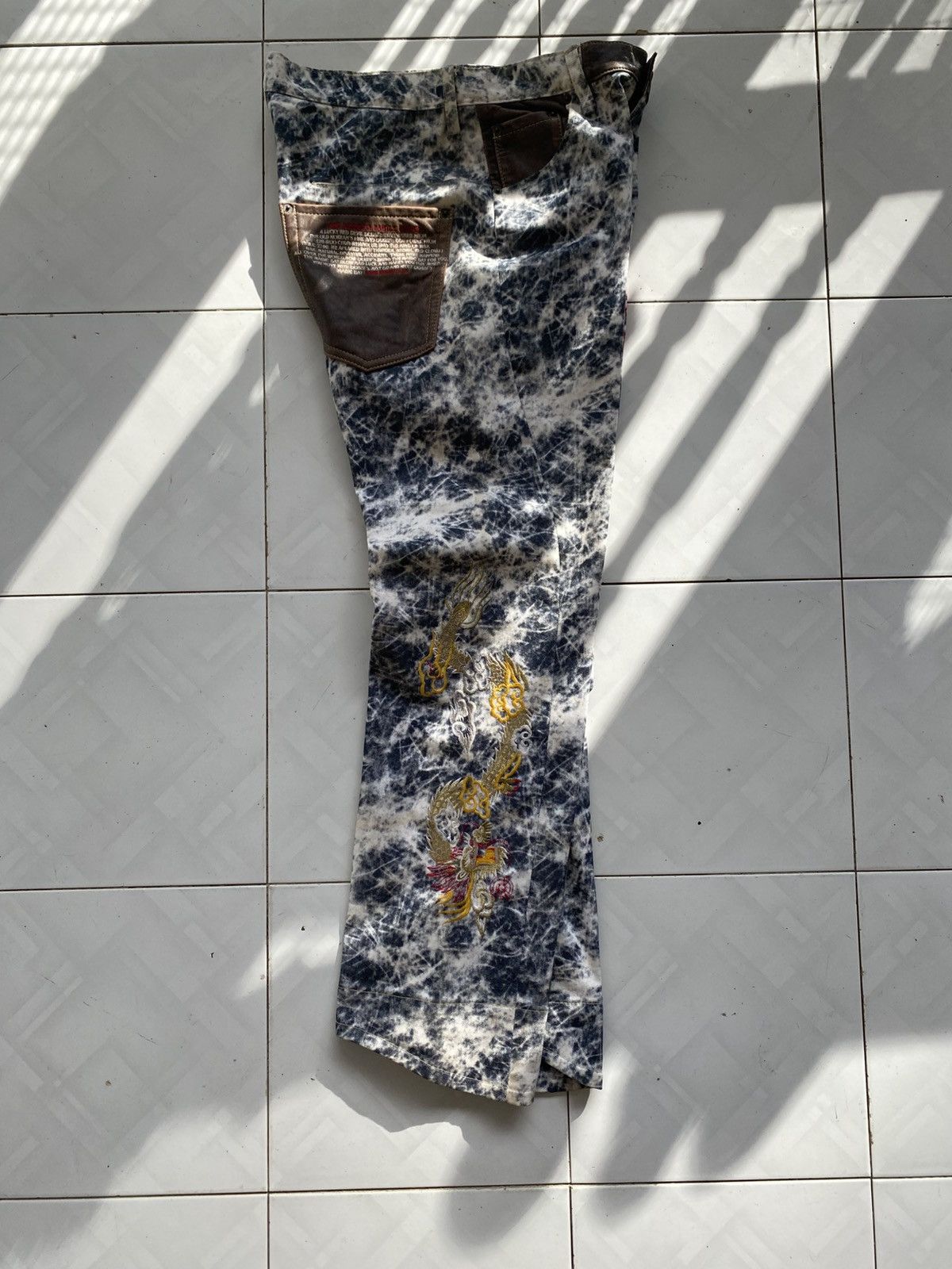 Japanese Brand Dobbi's Family Dragon Embroidery Lightweight Jeans Size US 33 - 4 Thumbnail
