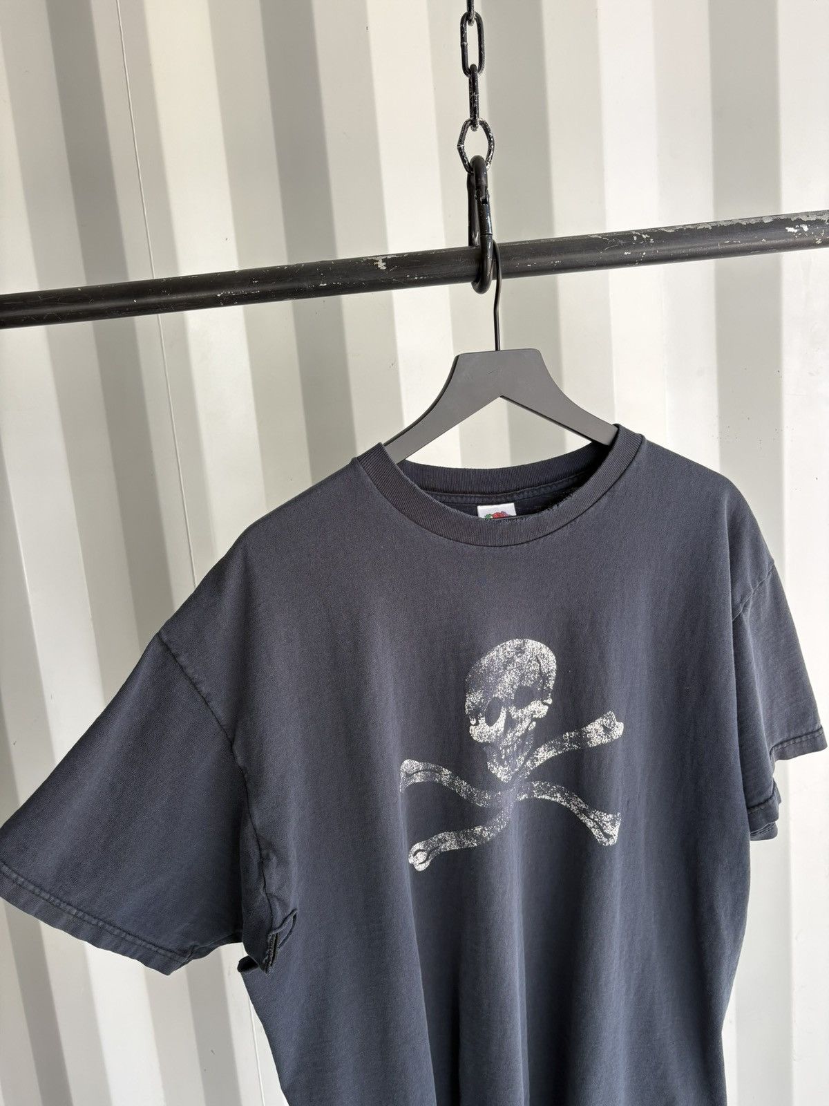 Vintage Vintage Skull Bones Shirt Thrashed Faded Grunge Band Biker Size US XXL / EU 58 / 5 - 5 Thumbnail