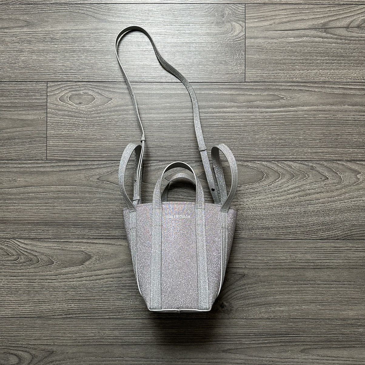 Balenciaga Everyday North-South Shoulder Tote Bag in Silver, Women's