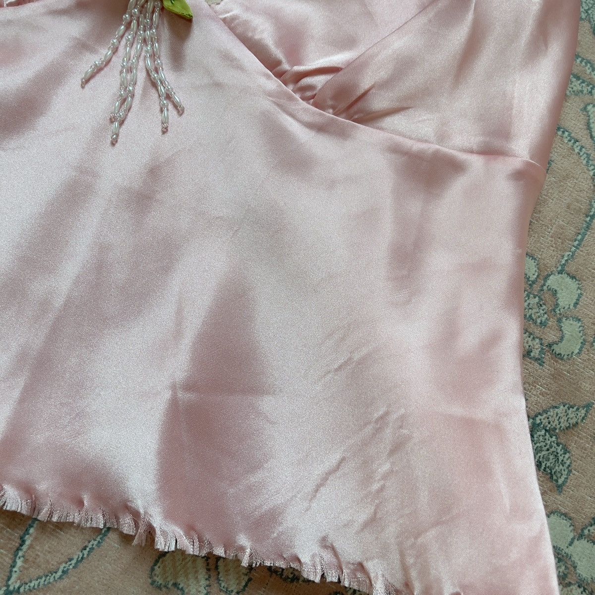 Victoria's Secret Romantic Pink Satin Top (Medium) Size M / US 6-8 / IT 42-44 - 13 Thumbnail