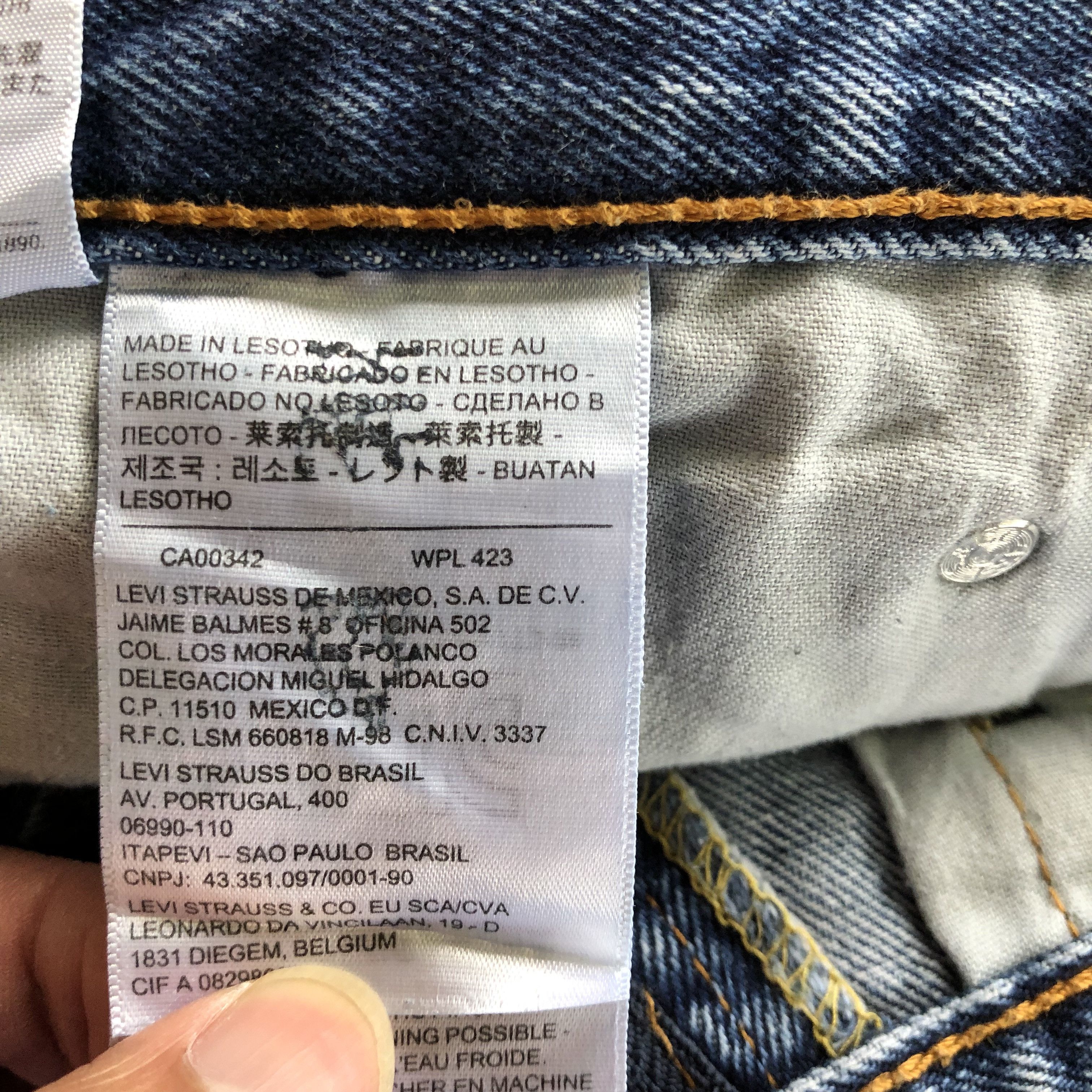 Levi's Vintage 90's Levis 505 Faded Jeans Levi's Stone Wash Denim Size US 36 / EU 52 - 11 Thumbnail