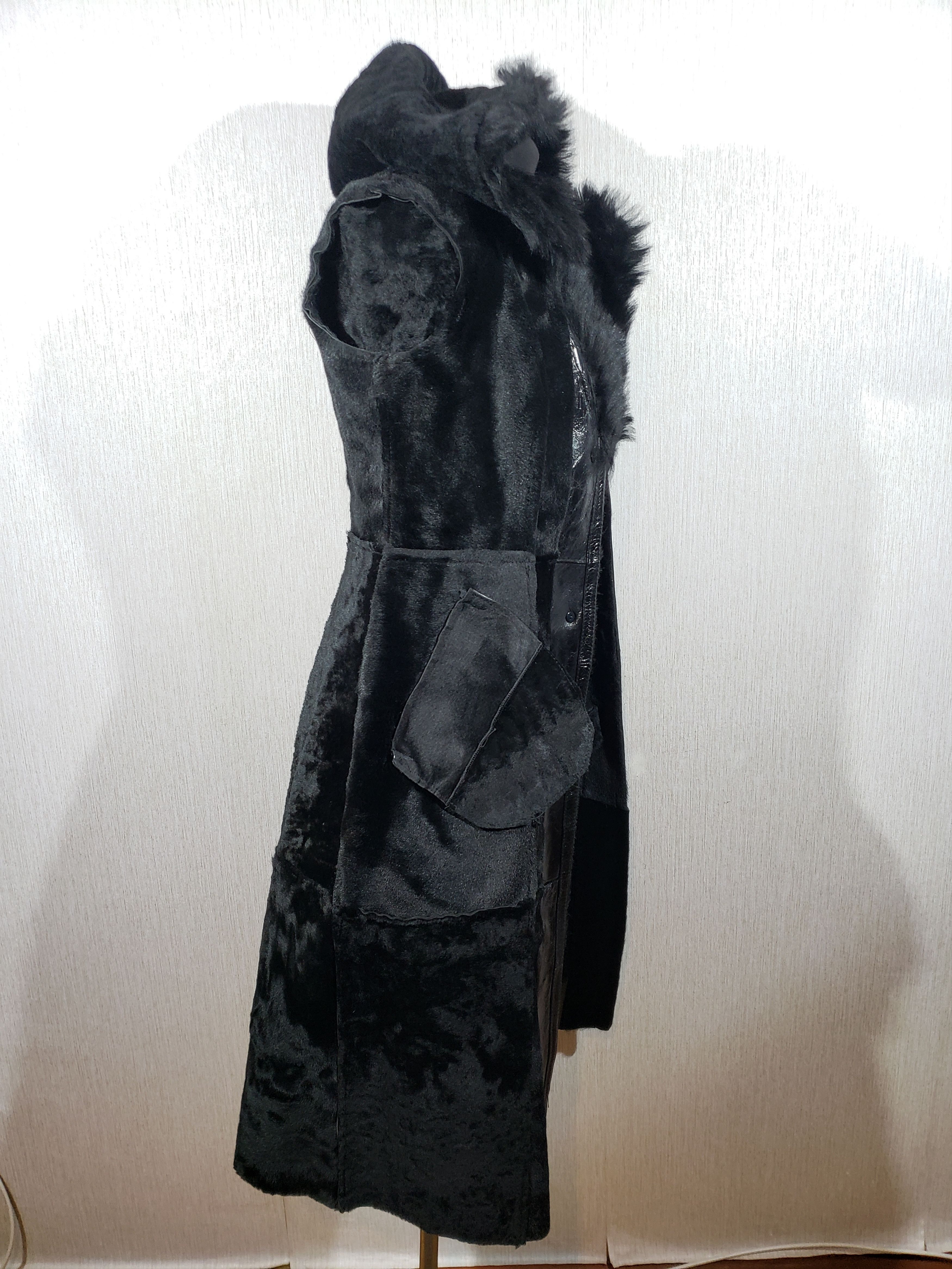 Other Wonderful women's sheepskin coat. Size S / US 4 / IT 40 - 8 Thumbnail