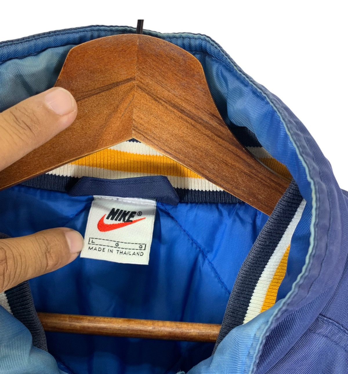 Nike × Vintage VINTAGE 90s NIKE SWOOSH POLYESTER ZIPPER JACKET Size US L / EU 52-54 / 3 - 10 Thumbnail