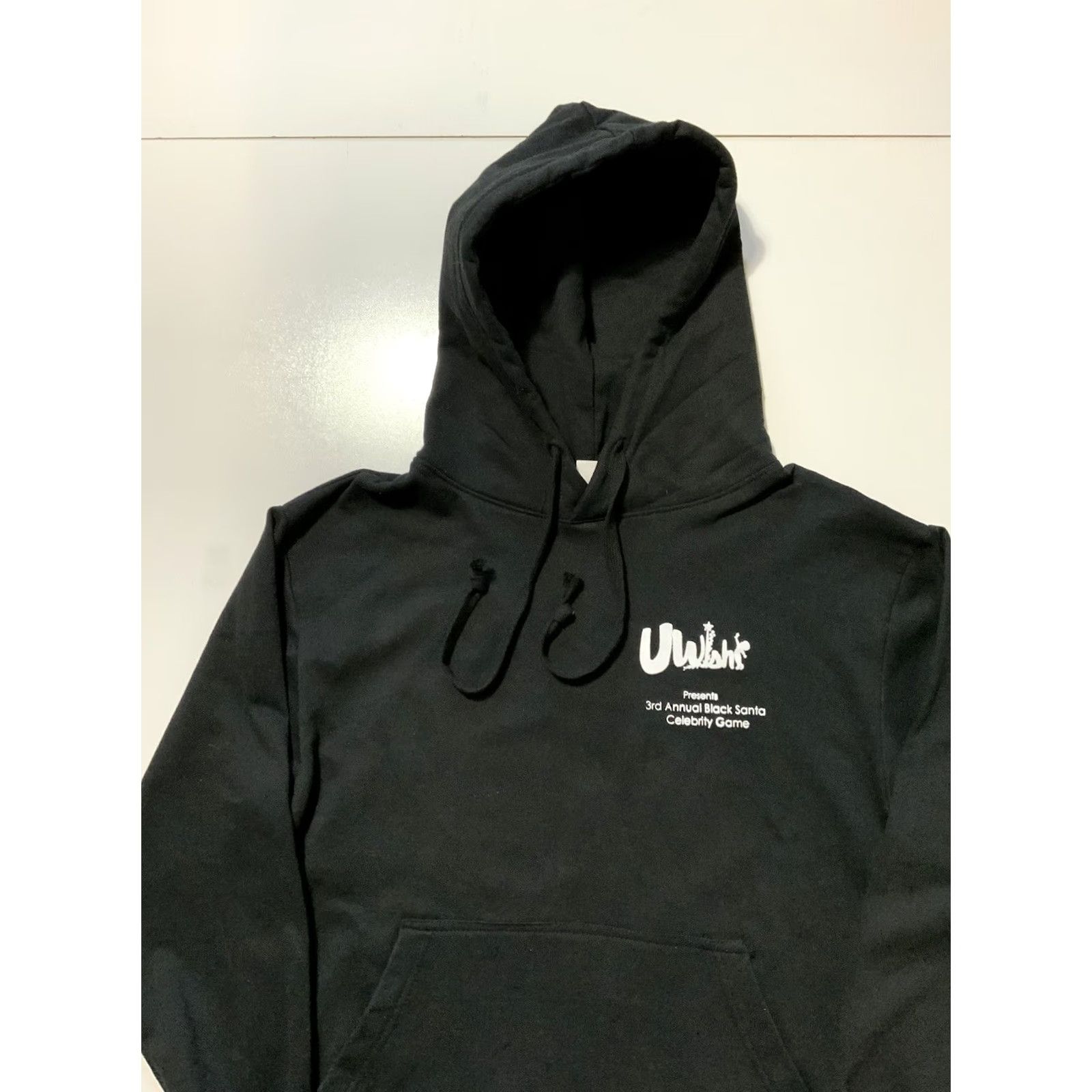 Vintage VINTAGE Baron Davis UWish 3rd Annual Black Santa Celebrity Basketball Game Hoodie Sz. M Men's Basketball Pro World Pullover Black M Size US M / EU 48-50 / 2 - 3 Thumbnail
