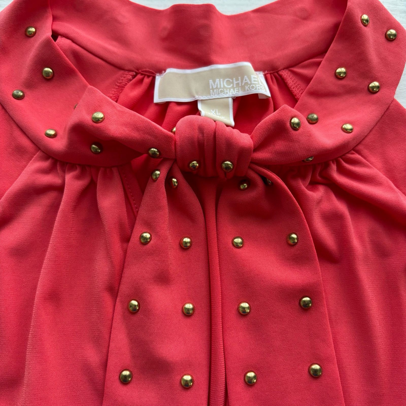 Michael Kors MICHAEL Michael Kors Cold-shoulder Tie-neck Coral Blouse XL Size XL / US 12-14 / IT 48-50 - 13 Thumbnail