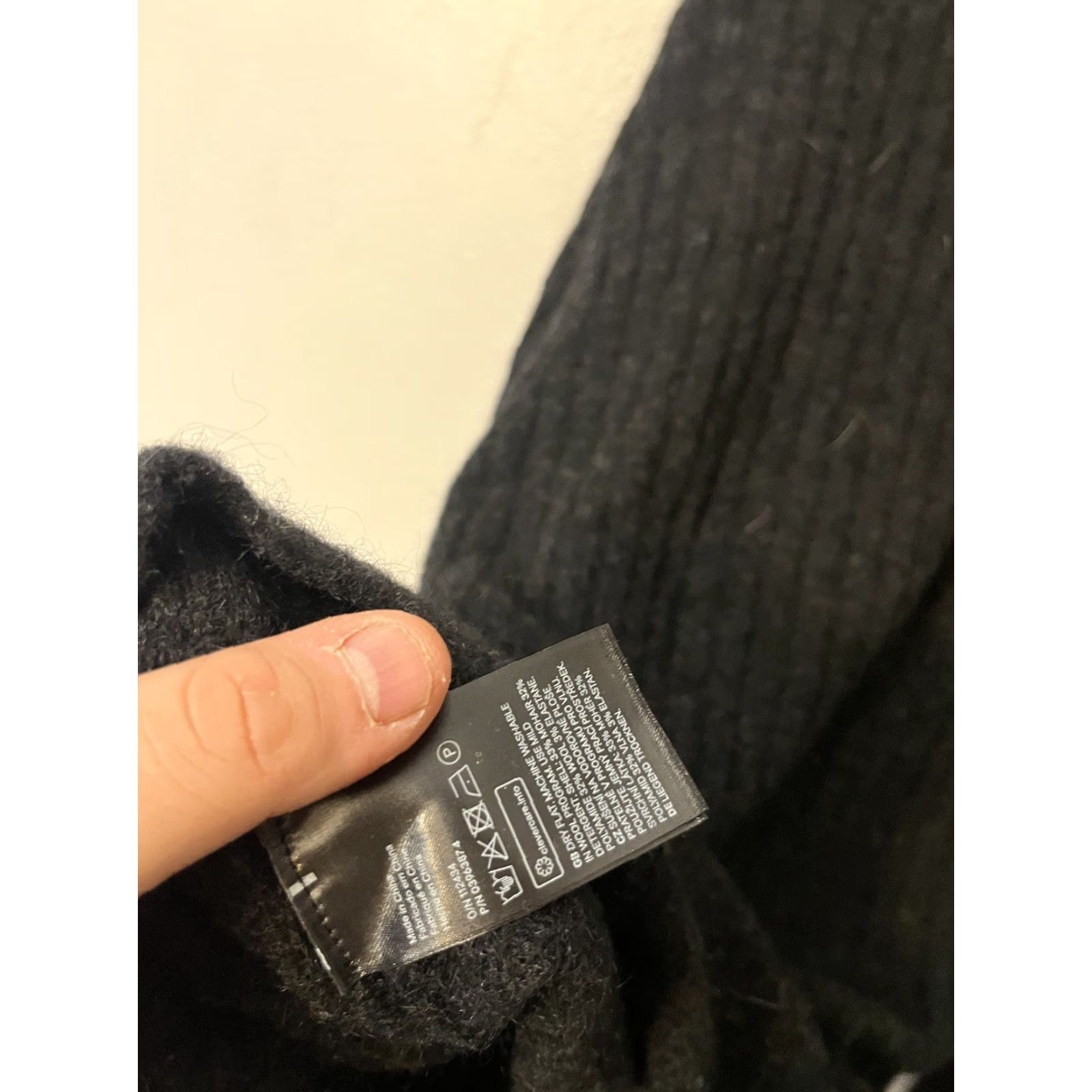H&M VINTAGE H&M Sweater Women XS Dark Gray Mohair Wool Pullover Crew Neck Size XS / US 0-2 / IT 36-38 - 4 Thumbnail