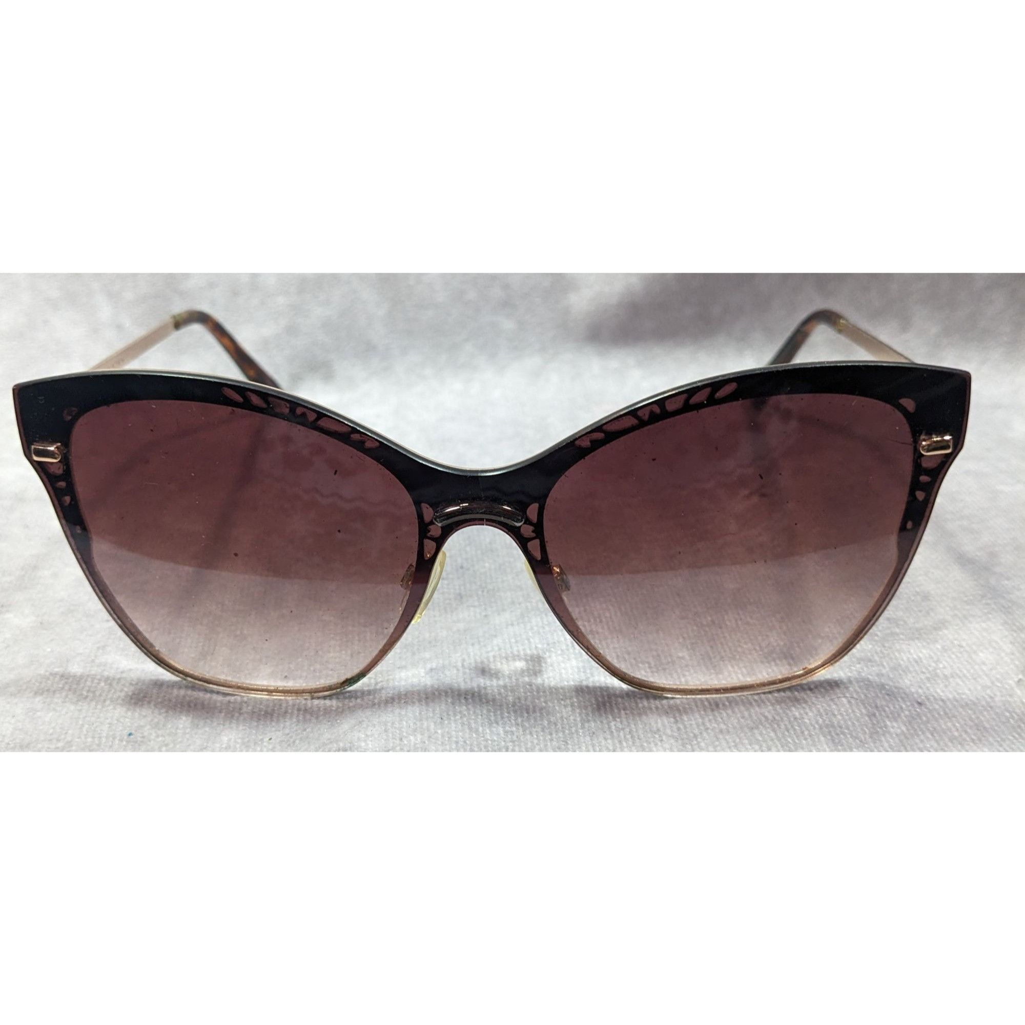 Other Martha Stewart Retro Cateye Brown And Gold Tone Sunglasses Size ONE SIZE - 1 Thumbnail