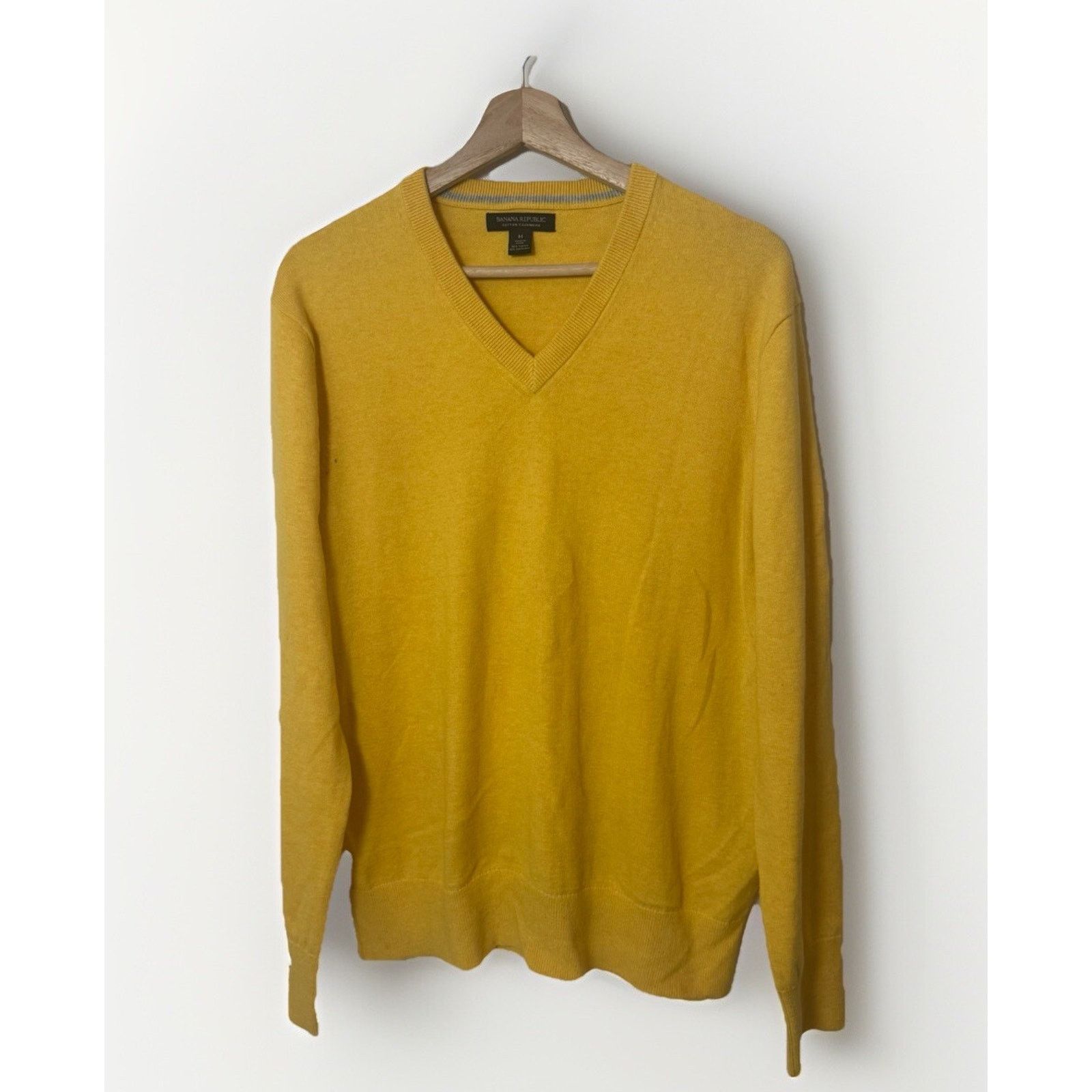 Banana Republic Banana Republic Yellow Sweater Cashmere Career Golf Preppy Size US M / EU 48-50 / 2 - 1 Thumbnail