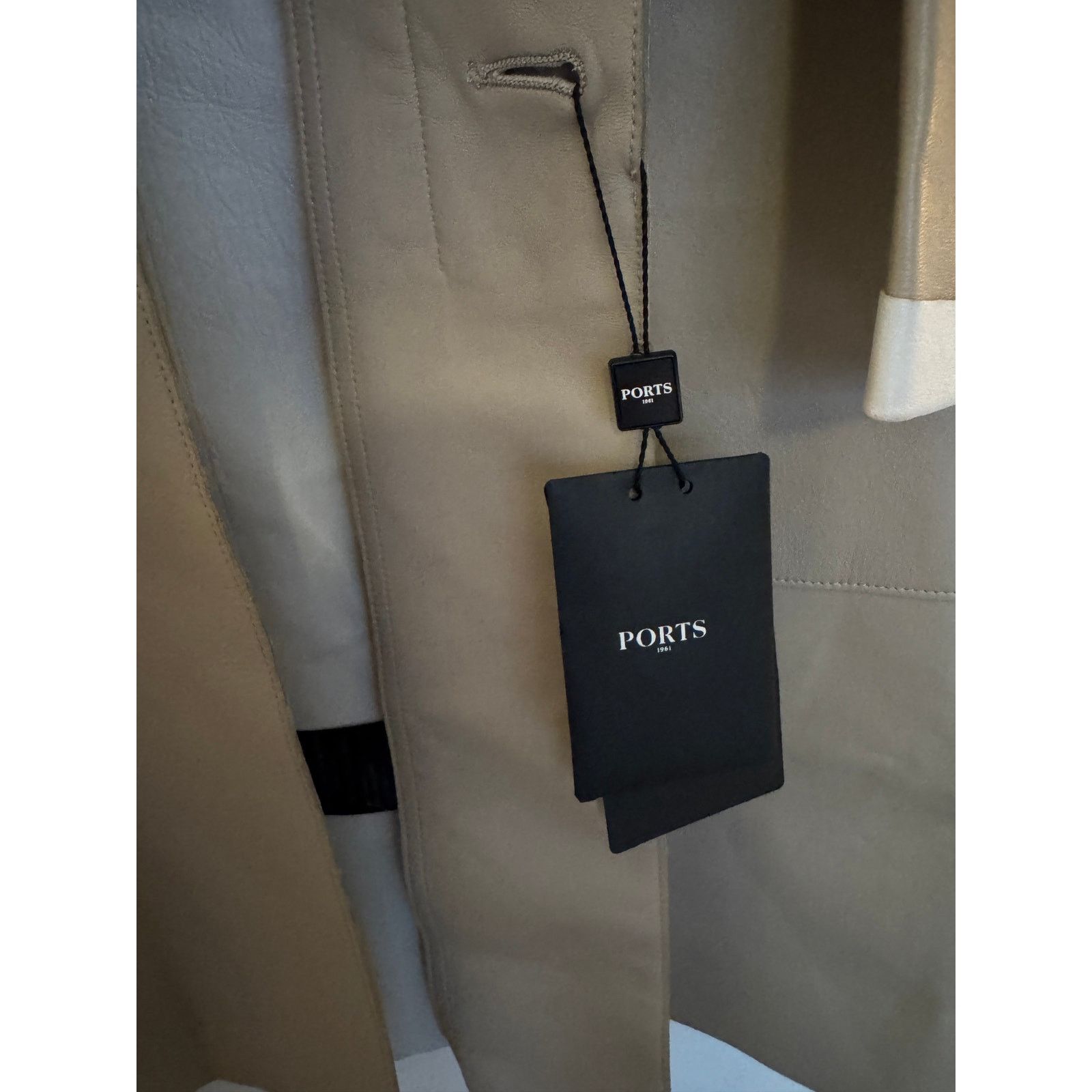 Ports 1961 Ports 1961 NWT Tan Slim Leather Coat Size US M / EU 48-50 / 2 - 5 Thumbnail