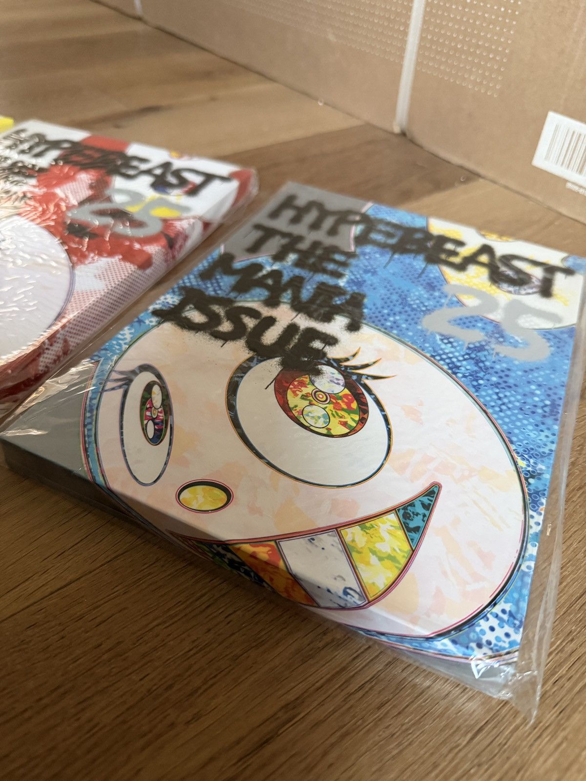 Hypebeast Hypebeast × Takashi Murakami HYPEBEAST MAGAZINE Issue 25 Size ONE SIZE - 2 Thumbnail