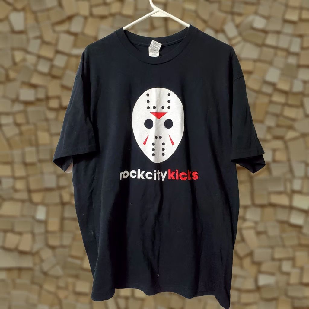 Gildan VINTAGE Rock City Kicks Jason Hockey Mask T Shirt XL Black Cotton Crew Neck Tee Size US XL / EU 56 / 4 - 1 Thumbnail