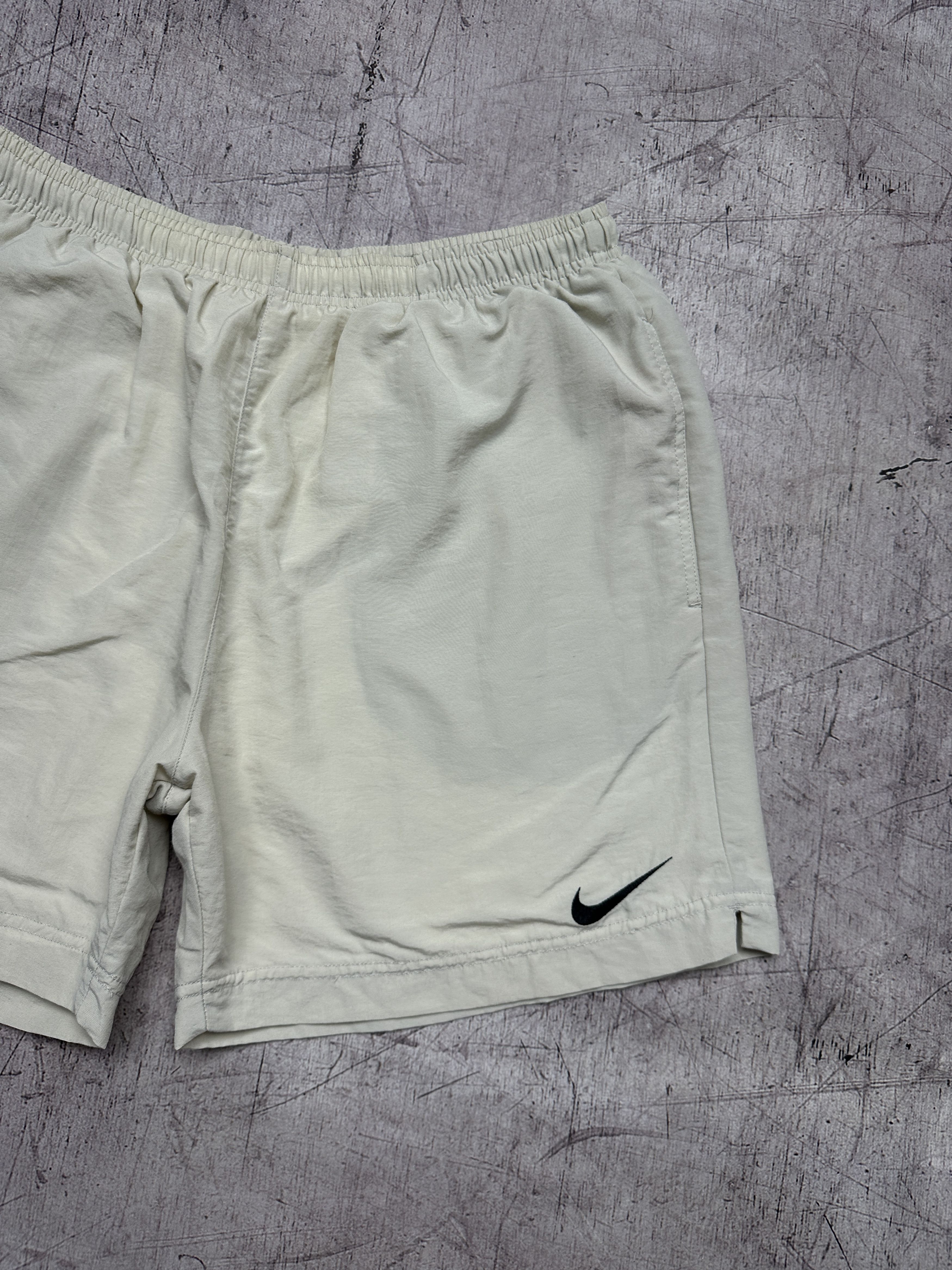 Other Nike 90s Vintage Mens Nylon Shorts Size US 34 / EU 50 - 2 Thumbnail