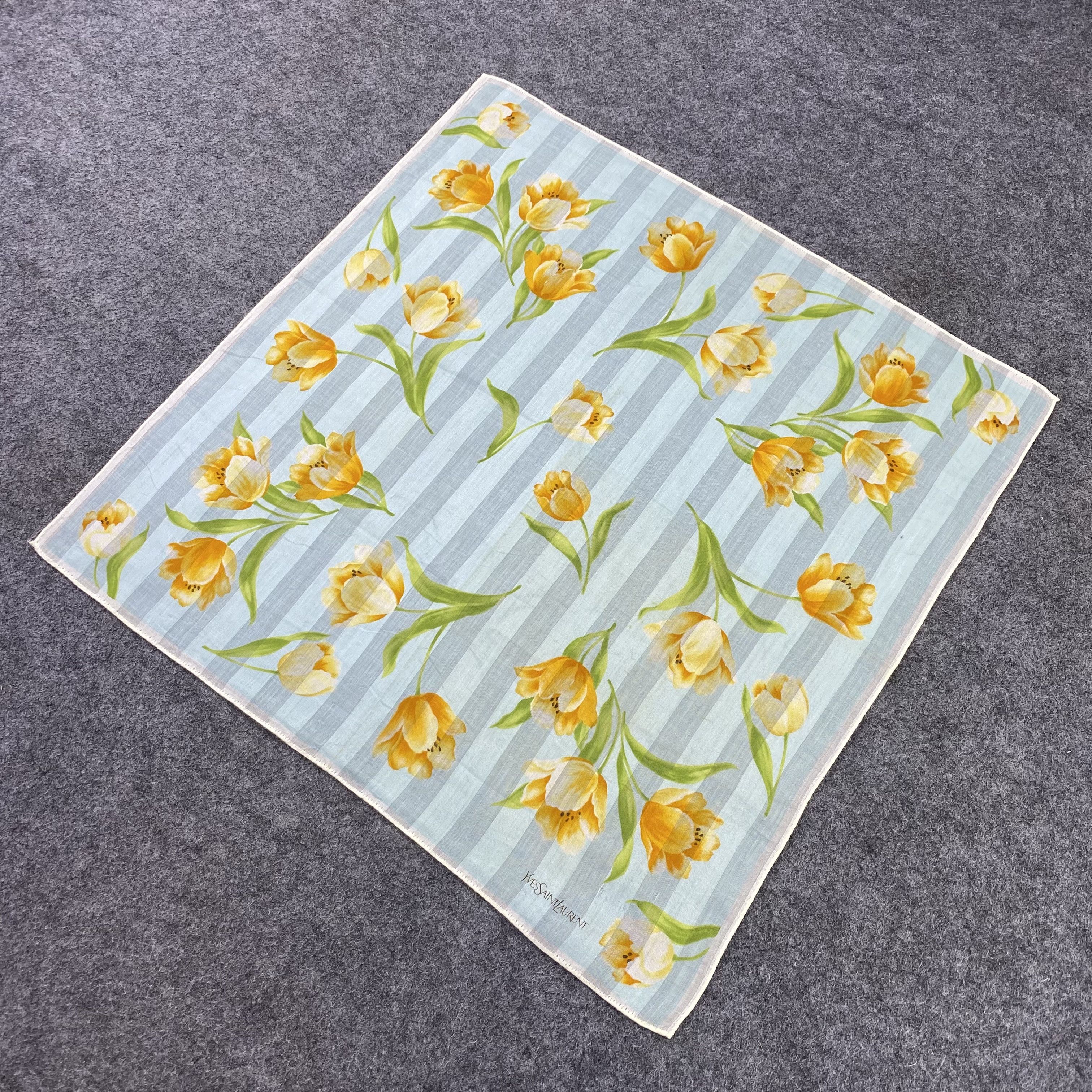 Designer Yves Saint Laurent Handkerchief / Bandana /Neckerchief-B1183 Size ONE SIZE - 4 Thumbnail