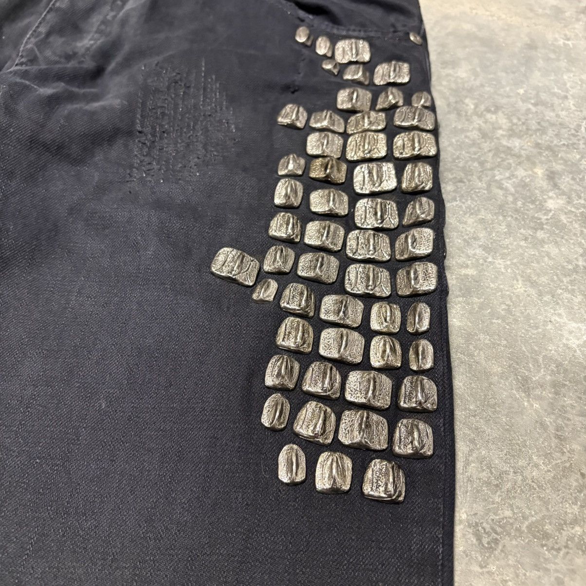 Roberto Cavalli Roberto Cavalli silver hardware studded crocodile denim Size US 32 / EU 48 - 3 Thumbnail