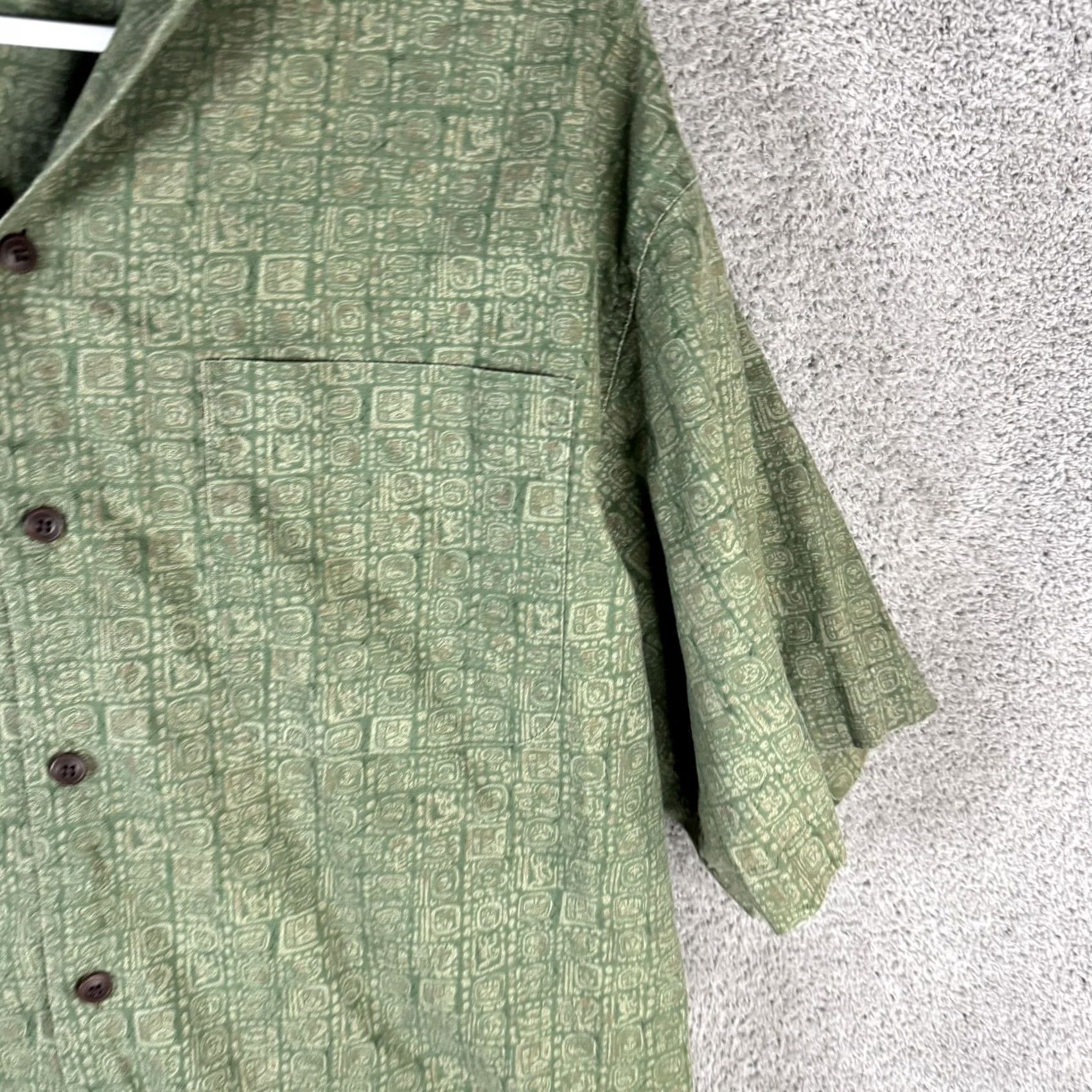 Vintage L.L.Bean Shirt Mens Medium Green Geometric Cotton Short Sleeve Button Front Size US M / EU 48-50 / 2 - 3 Thumbnail
